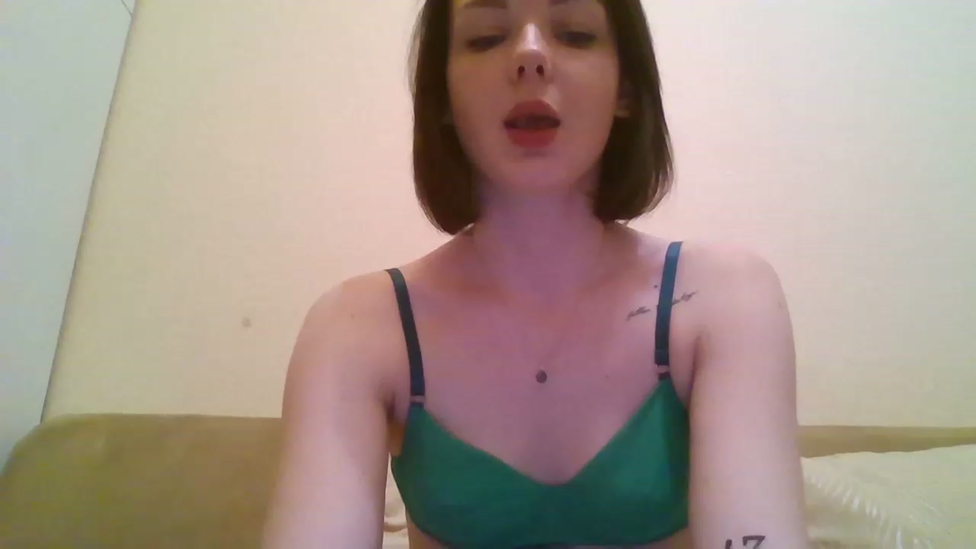 Gallery image thumbnail from RoxieSinner's myfreecams stream on, 02/02/2023, 16:41 image 9 of 20