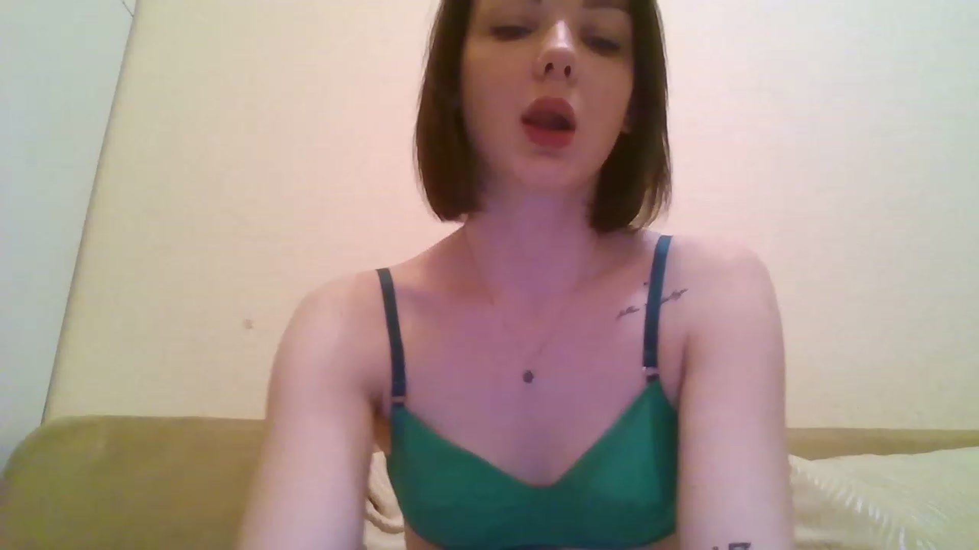 Gallery image thumbnail from RoxieSinner's myfreecams stream on, 02/02/2023, 16:41 image 12 of 20