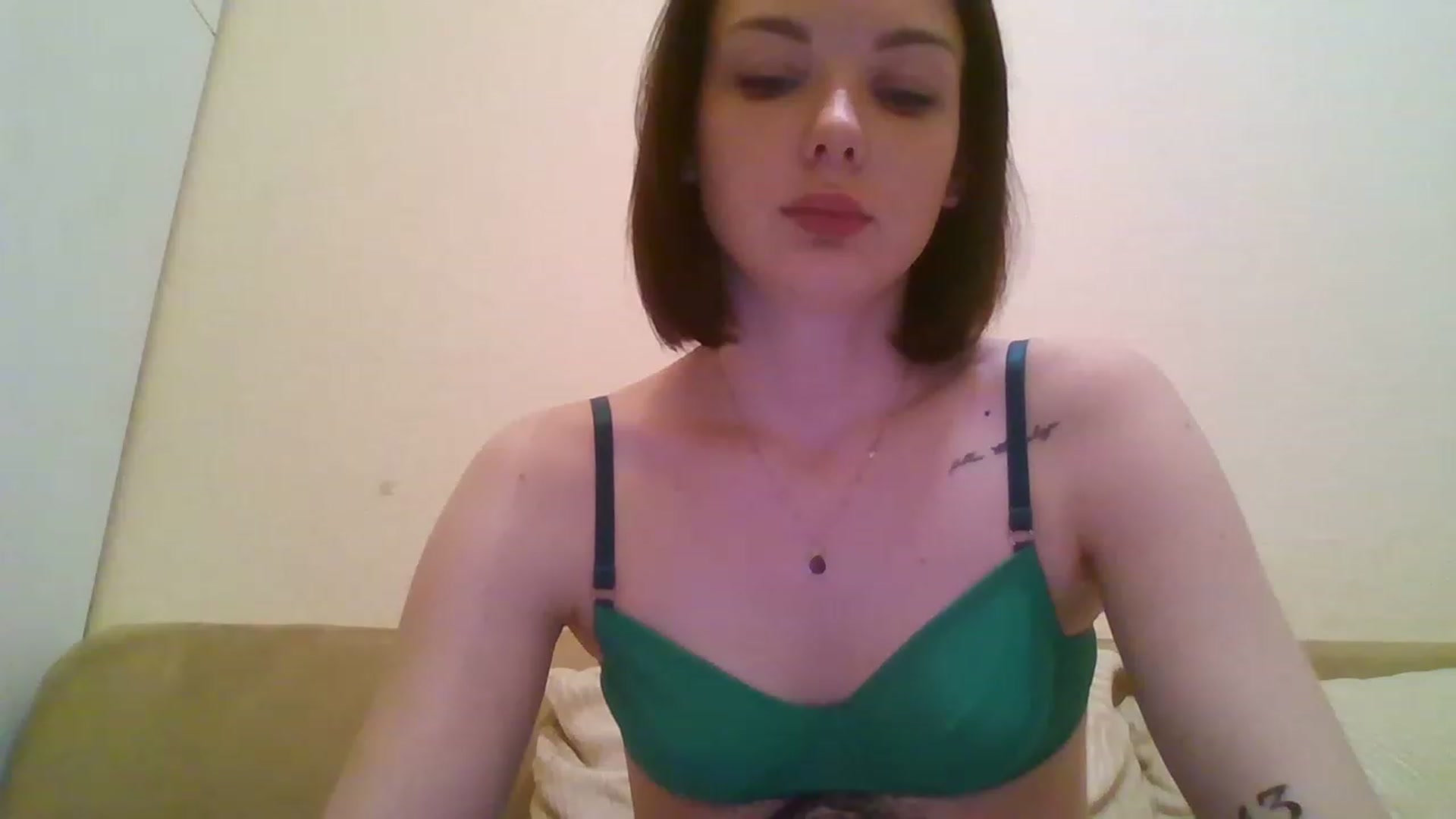 Gallery image thumbnail from RoxieSinner's myfreecams stream on, 02/02/2023, 17:36 image 16 of 20