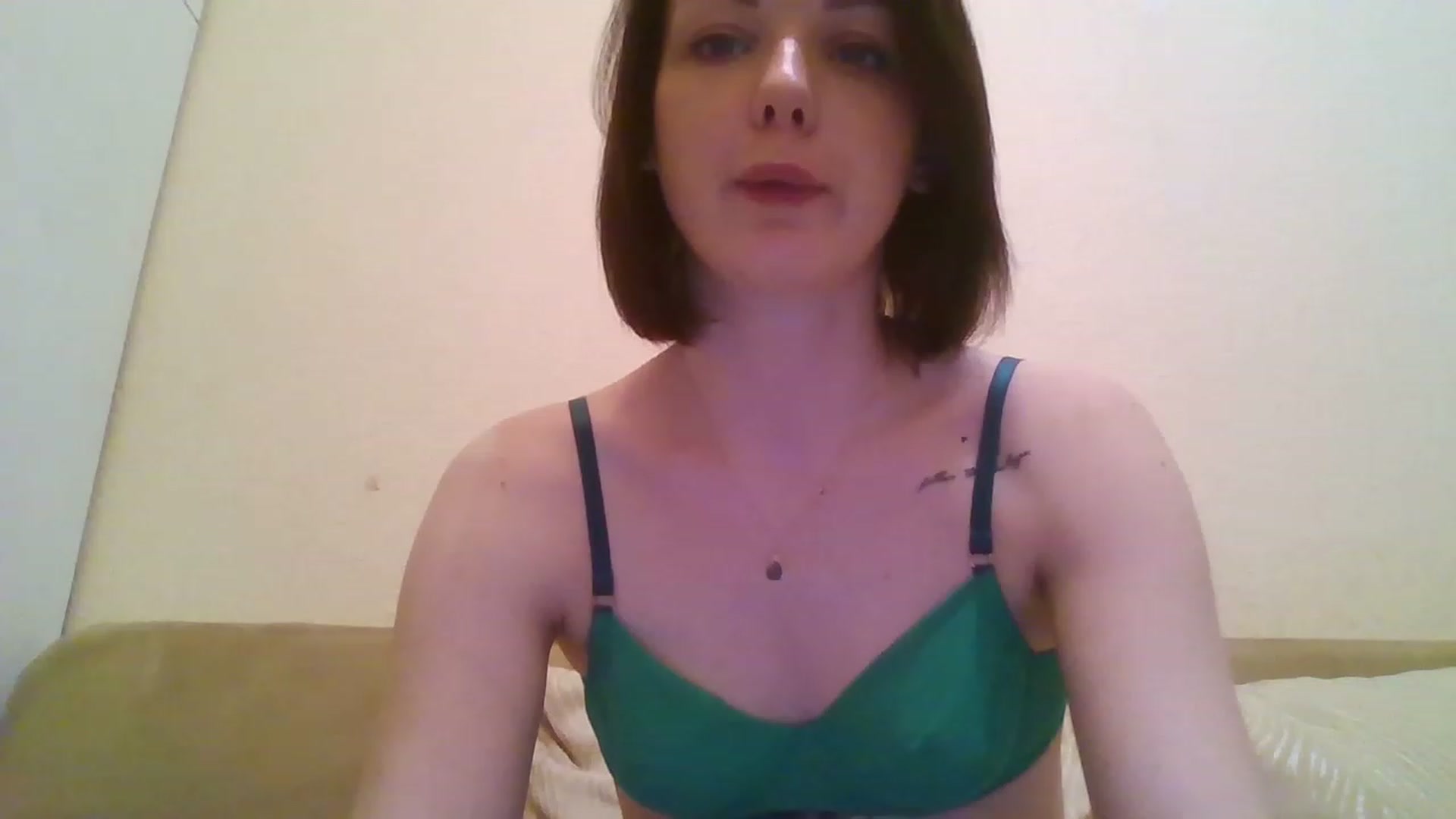 Gallery image thumbnail from RoxieSinner's myfreecams stream on, 02/02/2023, 17:56 image 4 of 20