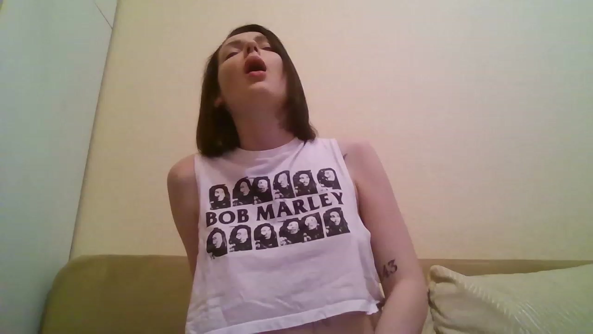 Gallery image thumbnail from RoxieSinner's myfreecams stream on, 02/04/2023, 15:19 image 18 of 20