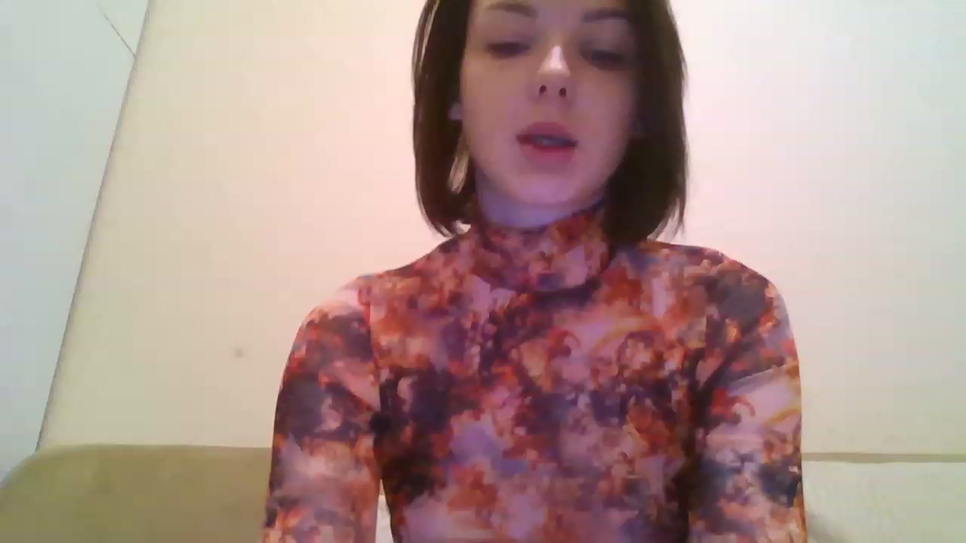 Gallery image thumbnail from RoxieSinner's myfreecams stream on, 02/05/2023, 15:42 image 12 of 20