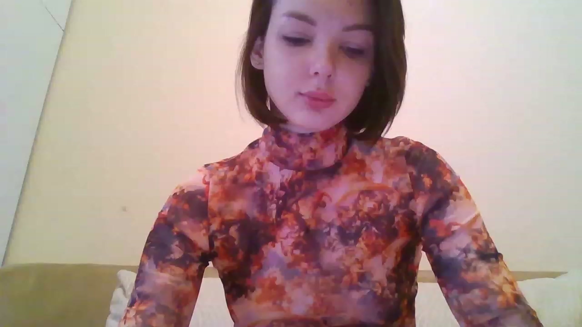 Gallery image thumbnail from RoxieSinner's myfreecams stream on, 02/13/2023, 10:19 image 19 of 20