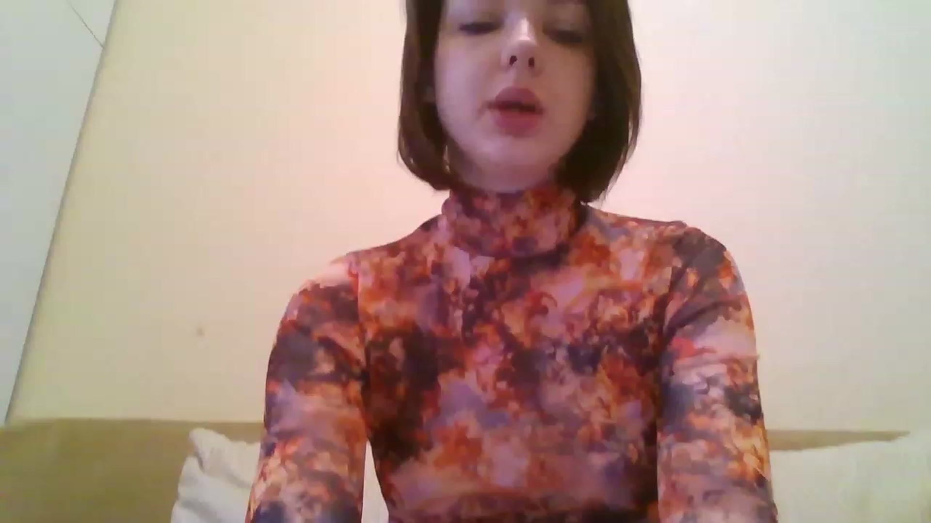 Gallery image thumbnail from RoxieSinner's myfreecams stream on, 02/13/2023, 10:19 image 16 of 20