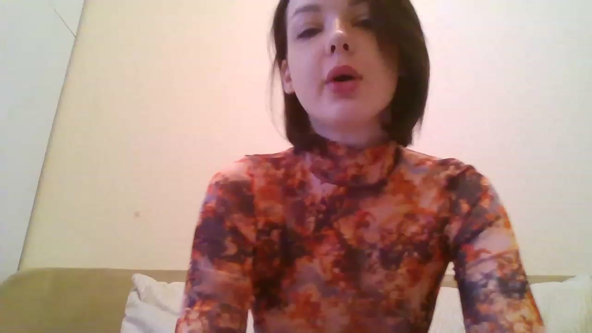 Gallery image thumbnail from RoxieSinner's myfreecams stream on, 02/13/2023, 10:19 image 14 of 20