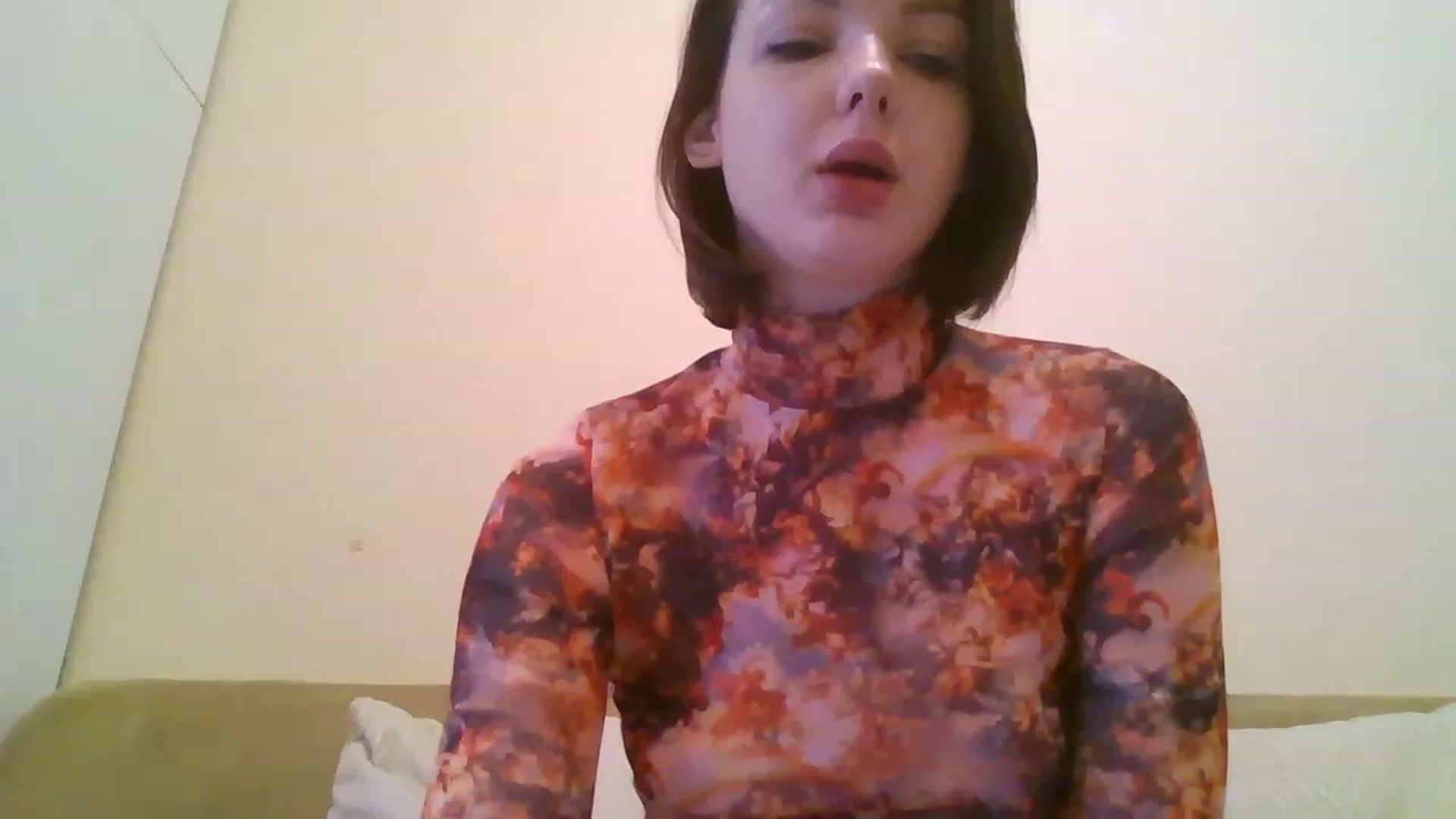 Gallery image thumbnail from RoxieSinner's myfreecams stream on, 02/13/2023, 10:54 image 12 of 20