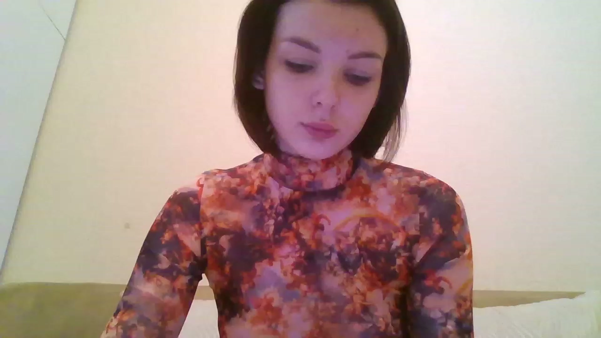Gallery image thumbnail from RoxieSinner's myfreecams stream on, 02/13/2023, 13:13 image 18 of 20