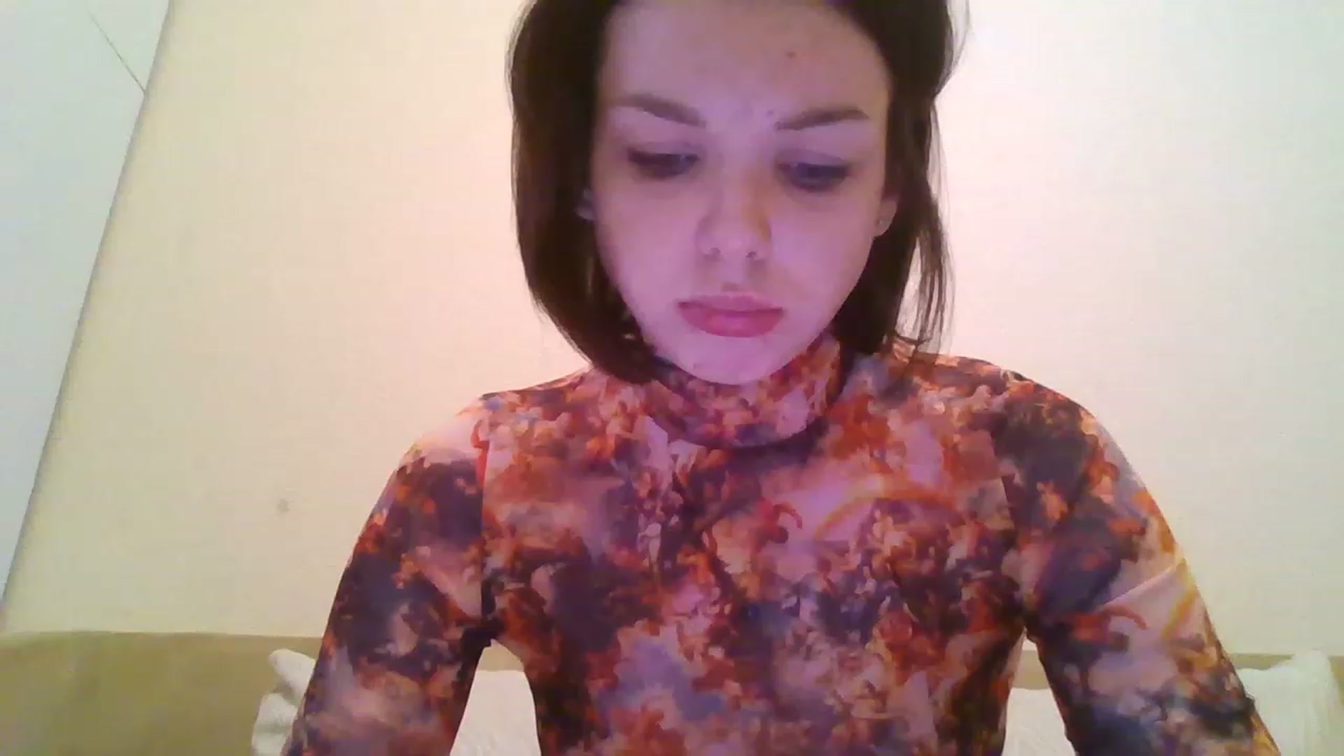 Gallery image thumbnail from RoxieSinner's myfreecams stream on, 02/13/2023, 13:37 image 15 of 20