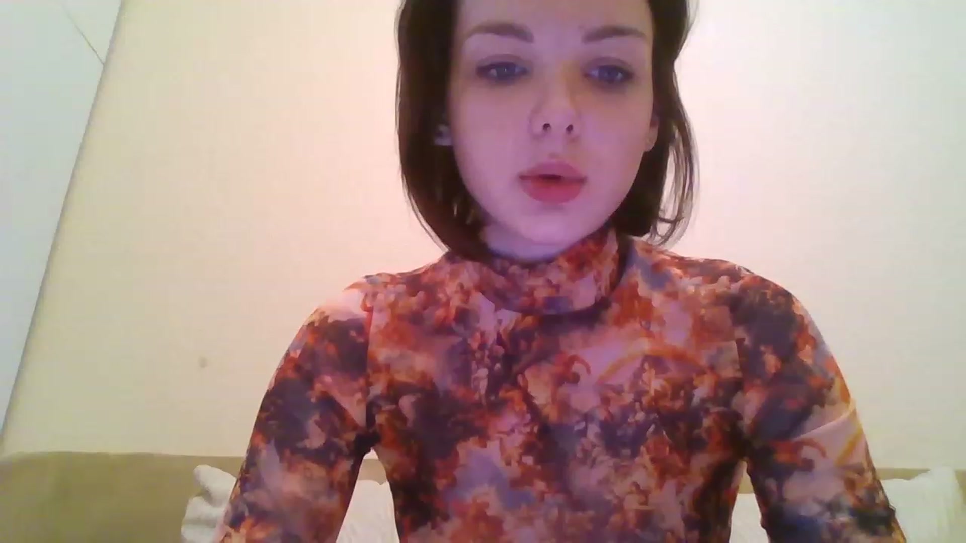 Gallery image thumbnail from RoxieSinner's myfreecams stream on, 02/13/2023, 13:37 image 11 of 20