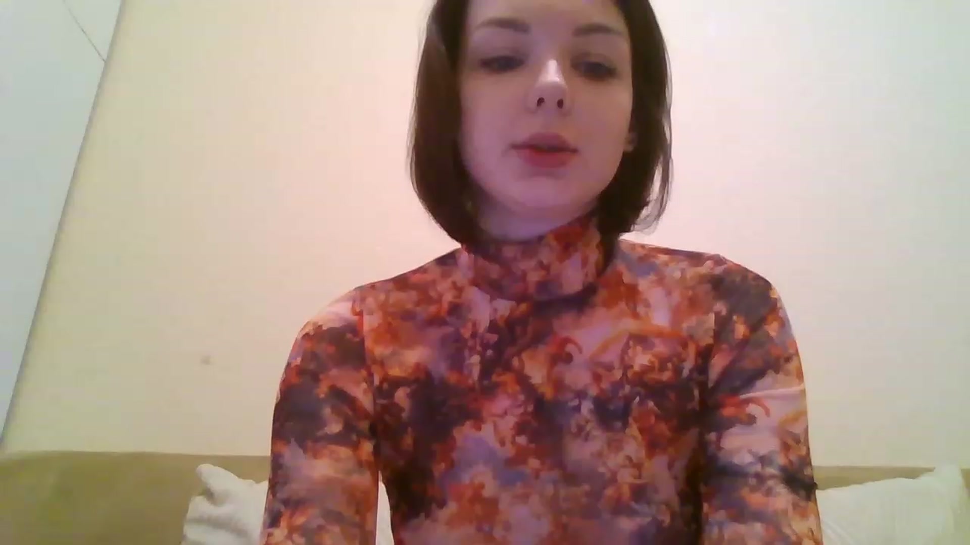 Gallery image thumbnail from RoxieSinner's myfreecams stream on, 02/13/2023, 13:37 image 8 of 20