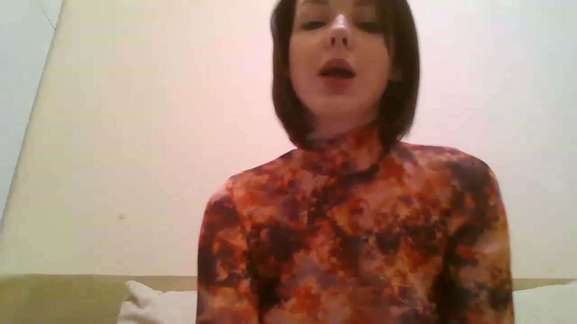 Gallery image thumbnail from RoxieSinner's myfreecams stream on, 02/13/2023, 14:49 image 19 of 20