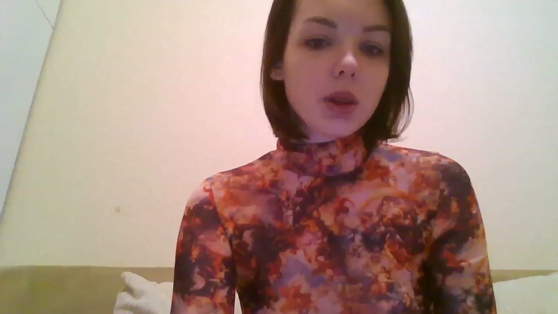 Gallery image thumbnail from RoxieSinner's myfreecams stream on, 02/13/2023, 14:49 image 4 of 20