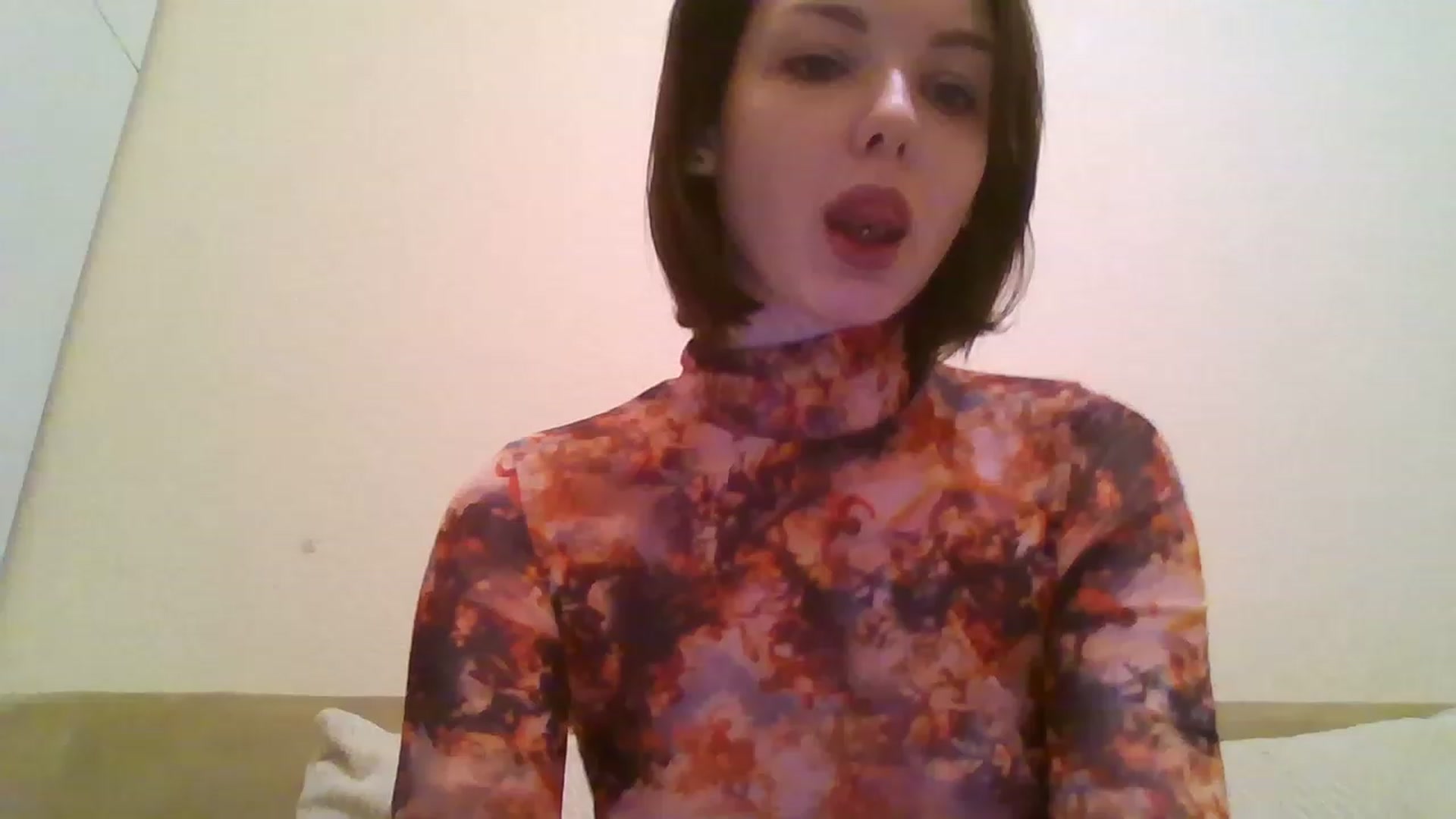 Gallery image thumbnail from RoxieSinner's myfreecams stream on, 02/13/2023, 14:49 image 9 of 20