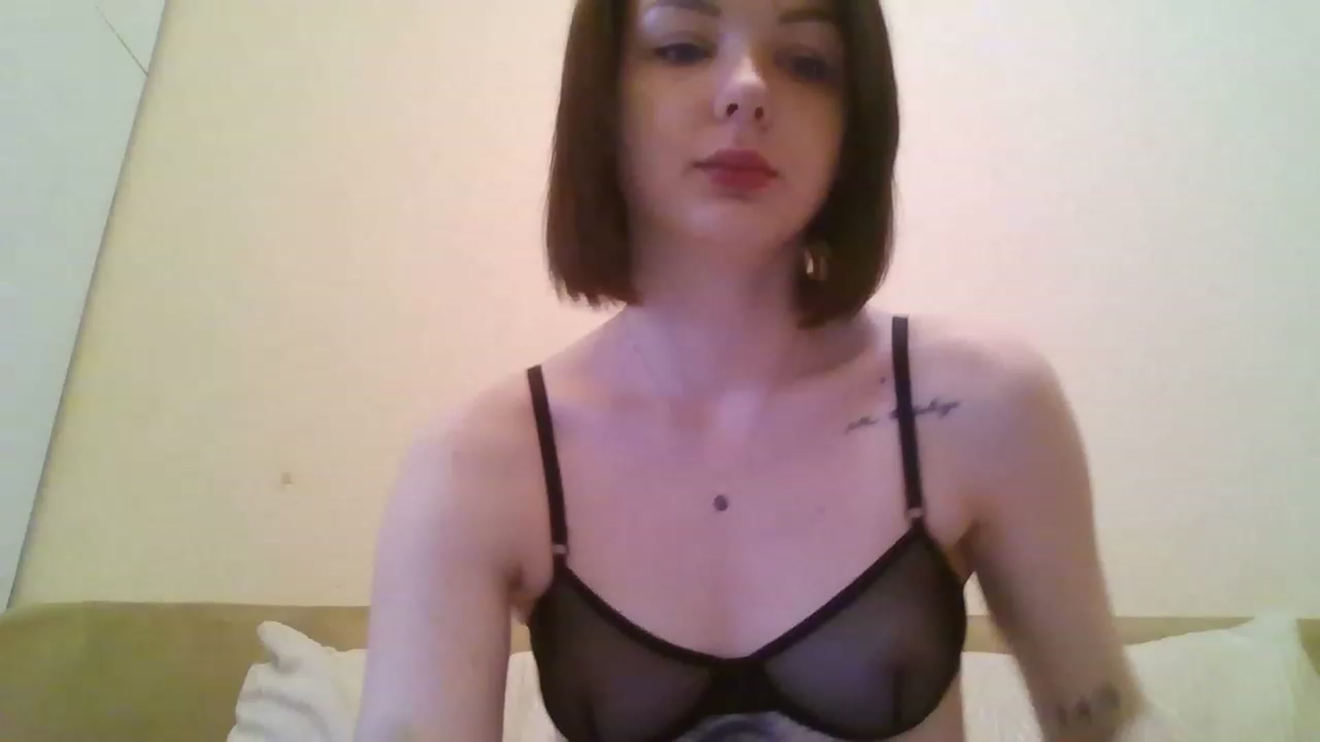 Gallery image thumbnail from RoxieSinner's myfreecams stream on, 02/14/2023, 11:36 image 12 of 20