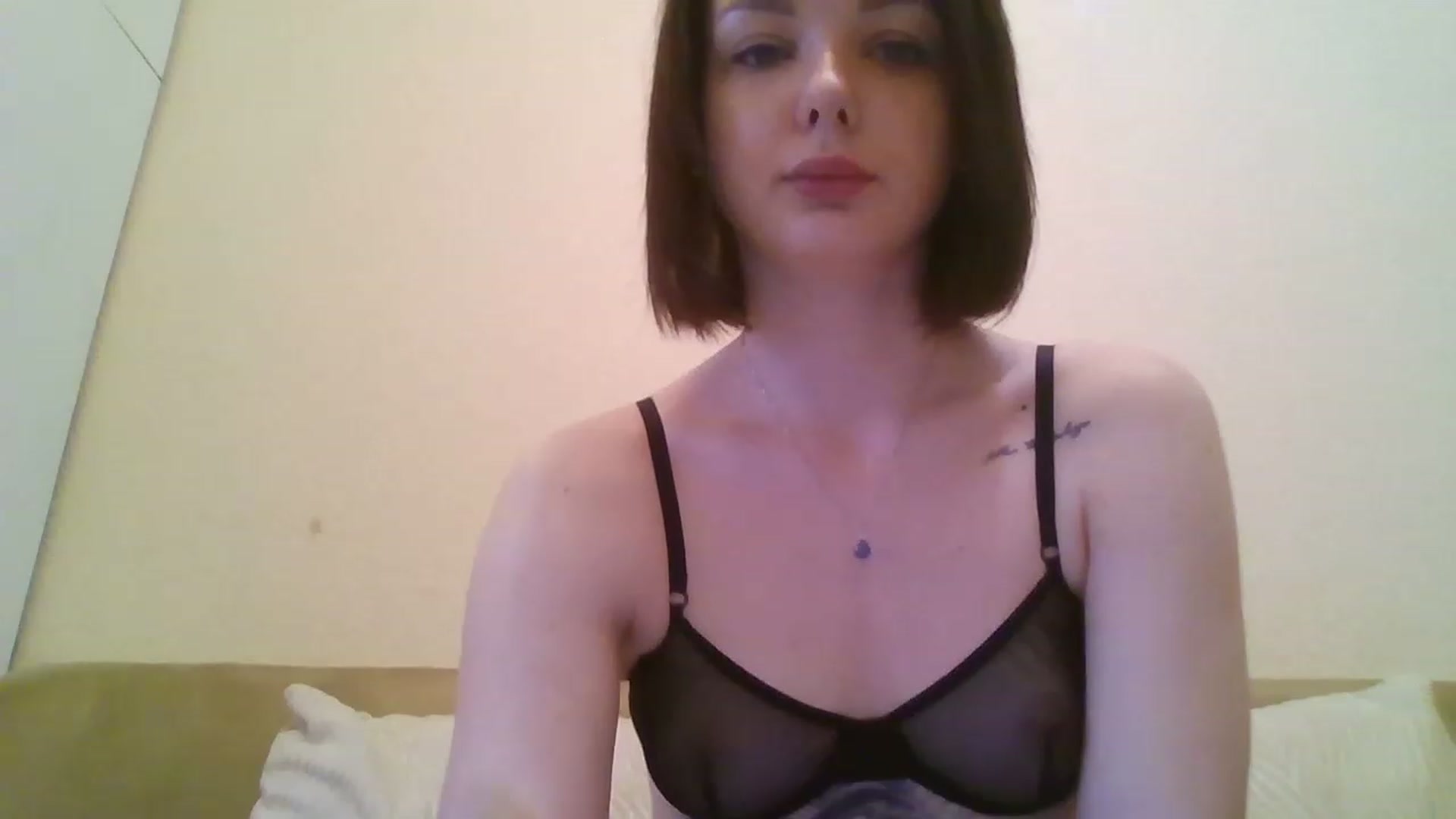 Gallery image thumbnail from RoxieSinner's myfreecams stream on, 02/14/2023, 11:36 image 13 of 20