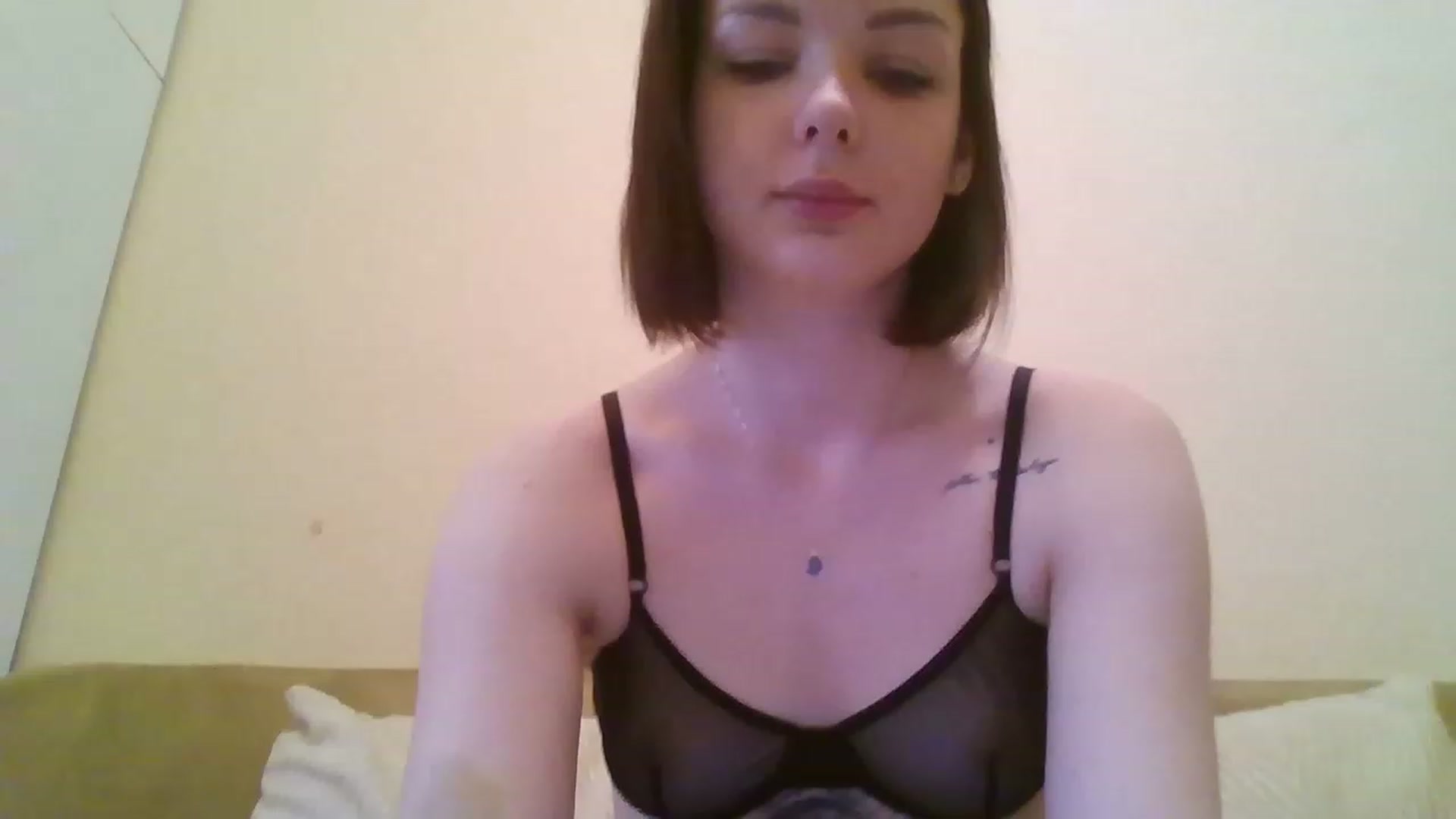 Gallery image thumbnail from RoxieSinner's myfreecams stream on, 02/14/2023, 11:36 image 7 of 20