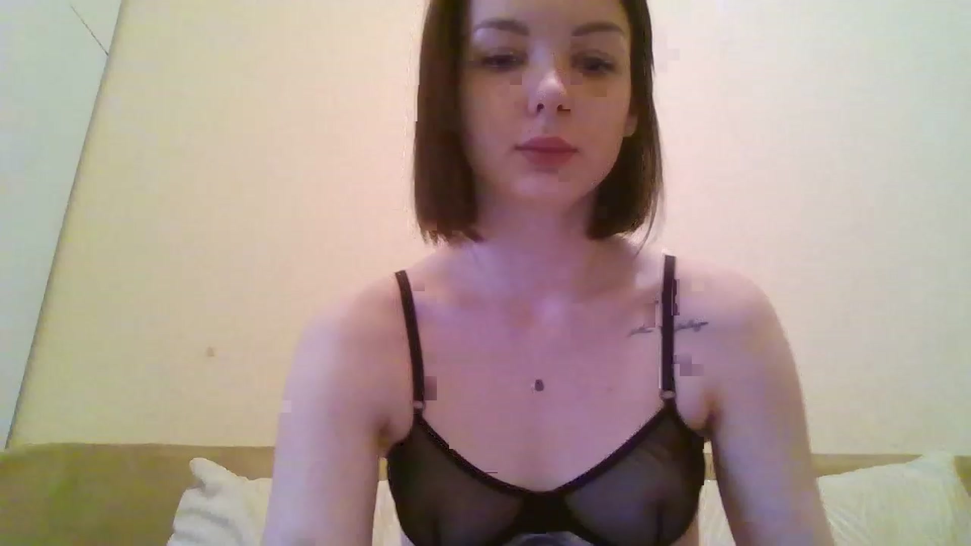 Gallery image thumbnail from RoxieSinner's myfreecams stream on, 02/14/2023, 11:36 image 16 of 20