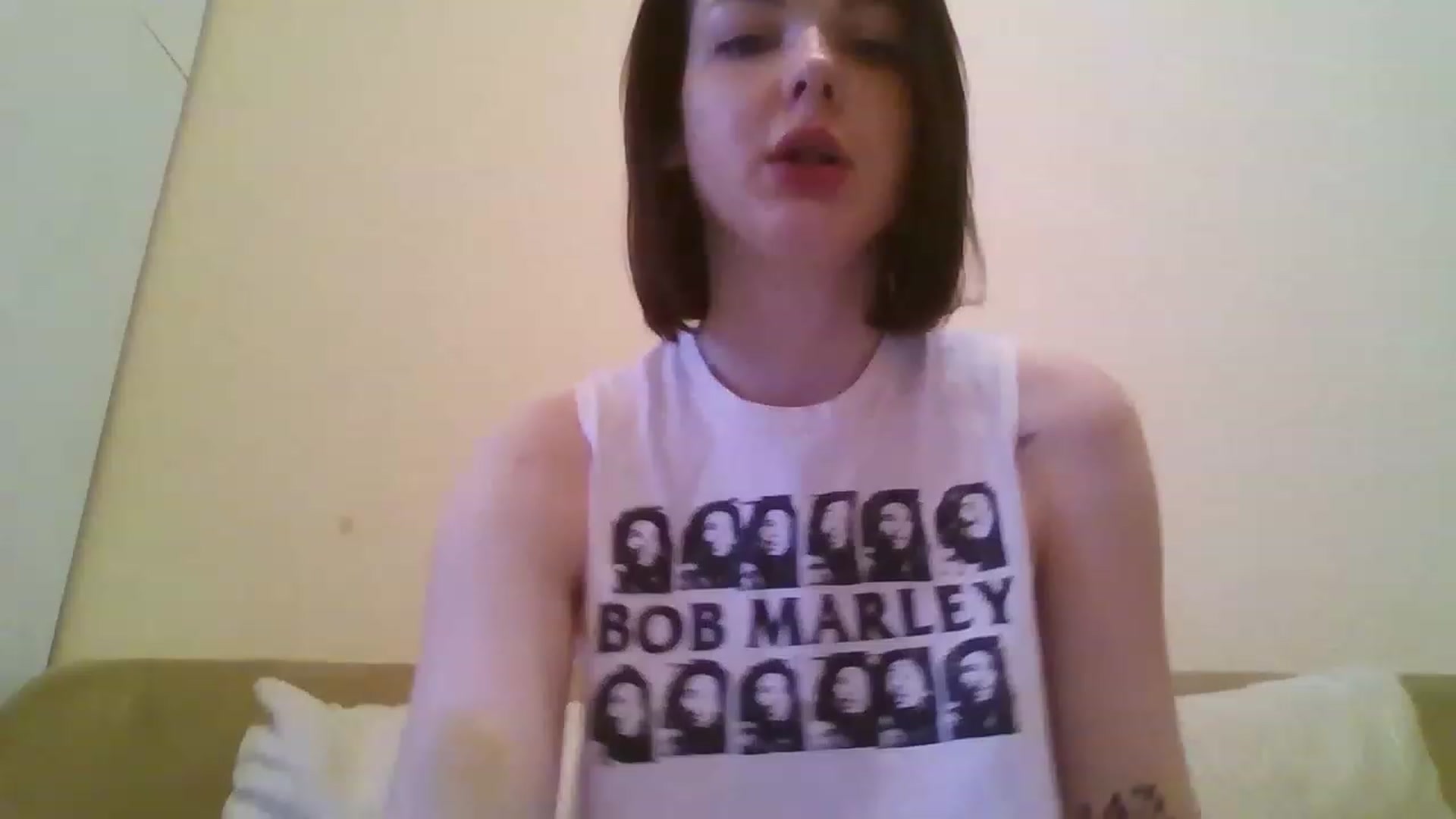 Gallery image thumbnail from RoxieSinner's myfreecams stream on, 02/15/2023, 09:43 image 15 of 20