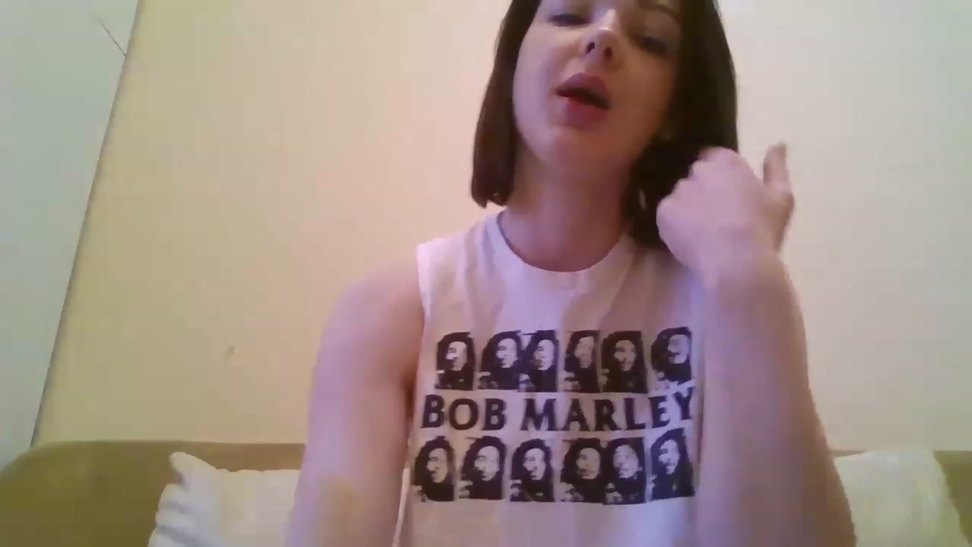 Gallery image thumbnail from RoxieSinner's myfreecams stream on, 02/15/2023, 09:43 image 14 of 20