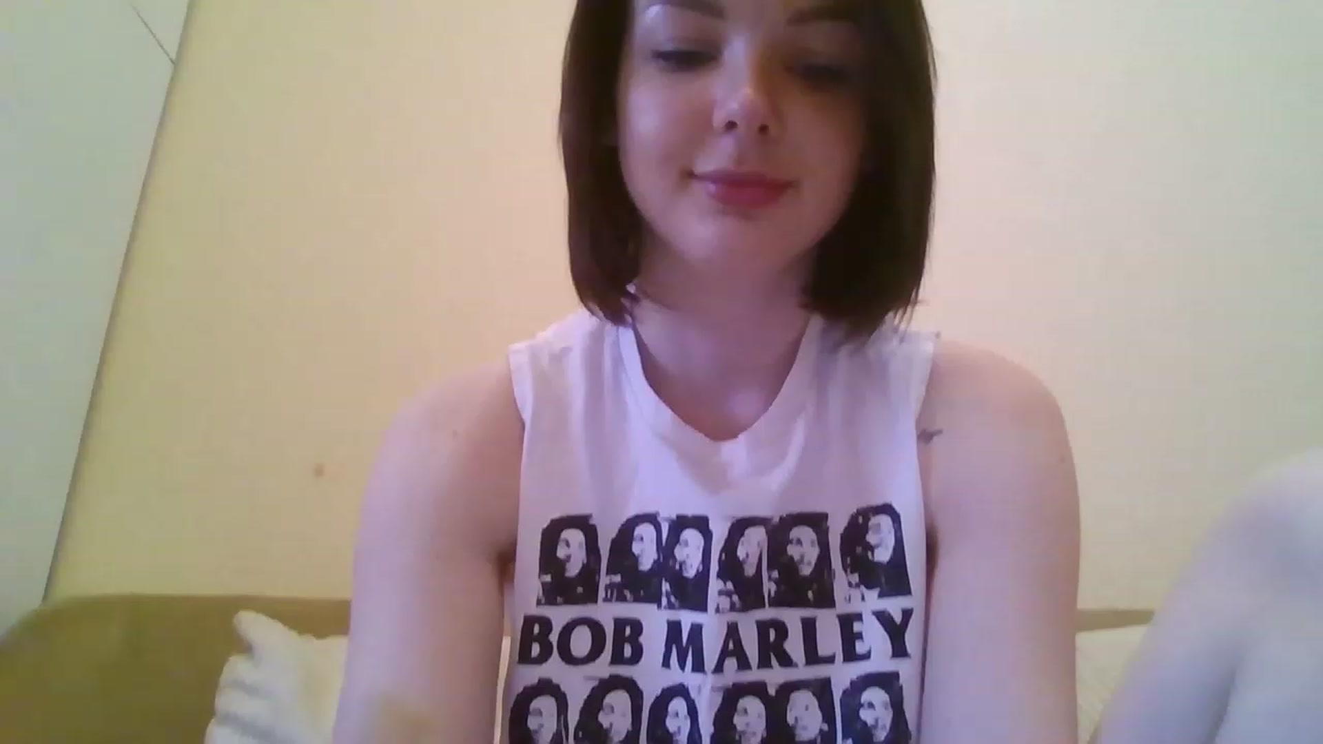 Gallery image thumbnail from RoxieSinner's myfreecams stream on, 02/15/2023, 10:23 image 16 of 20