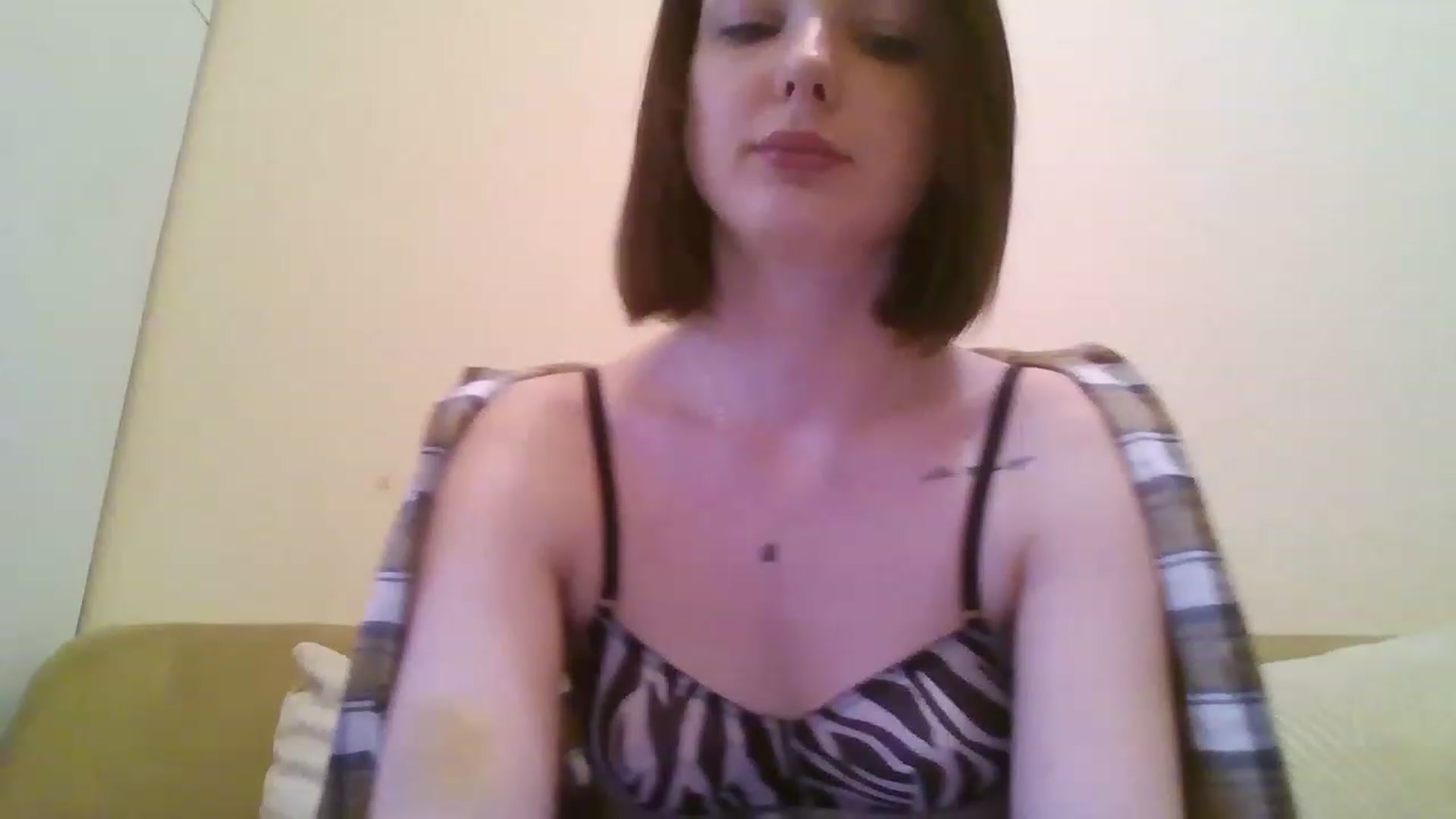 Gallery image thumbnail from RoxieSinner's myfreecams stream on, 02/15/2023, 14:06 image 11 of 20