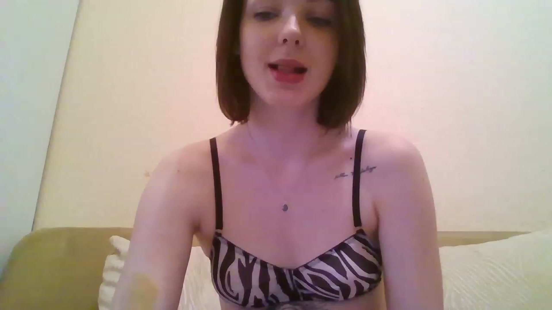 Gallery image thumbnail from RoxieSinner's myfreecams stream on, 02/15/2023, 14:24 image 19 of 20