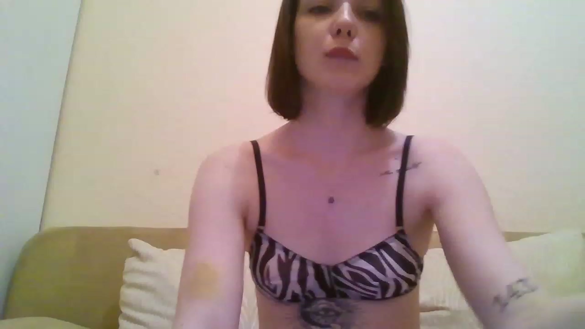 Gallery image thumbnail from RoxieSinner's myfreecams stream on, 02/15/2023, 15:03 image 11 of 20