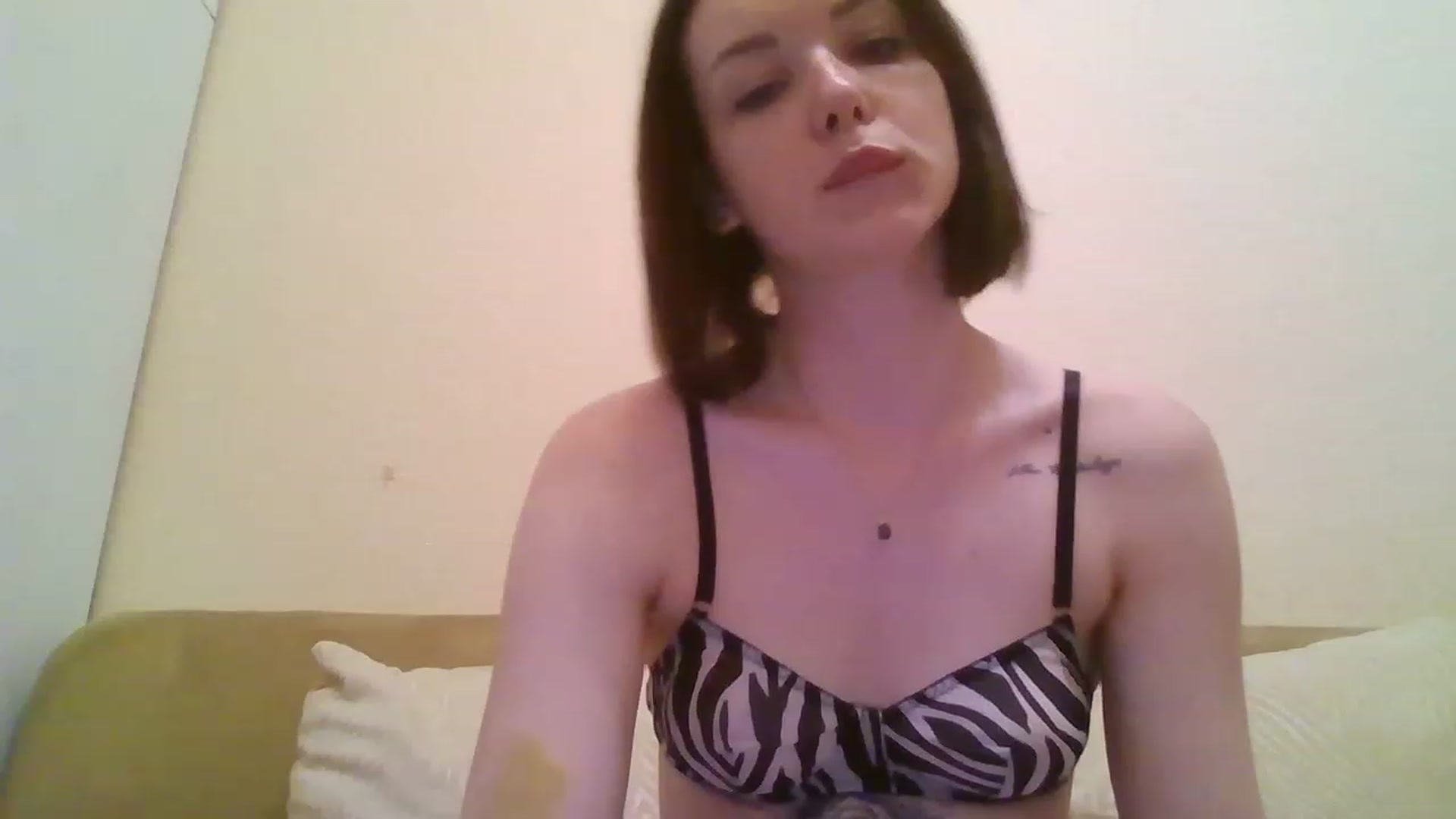 Gallery image thumbnail from RoxieSinner's myfreecams stream on, 02/15/2023, 15:03 image 7 of 20