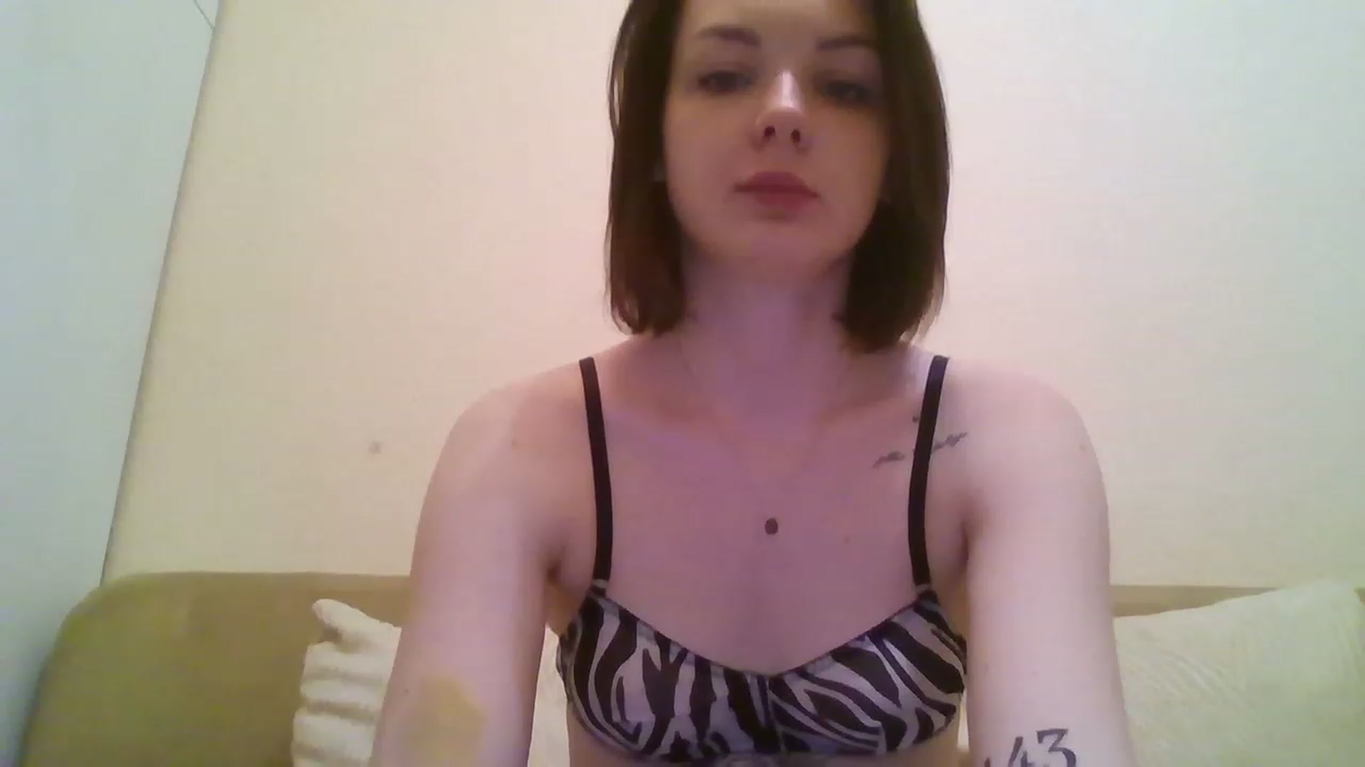Gallery image thumbnail from RoxieSinner's myfreecams stream on, 02/15/2023, 15:03 image 18 of 20