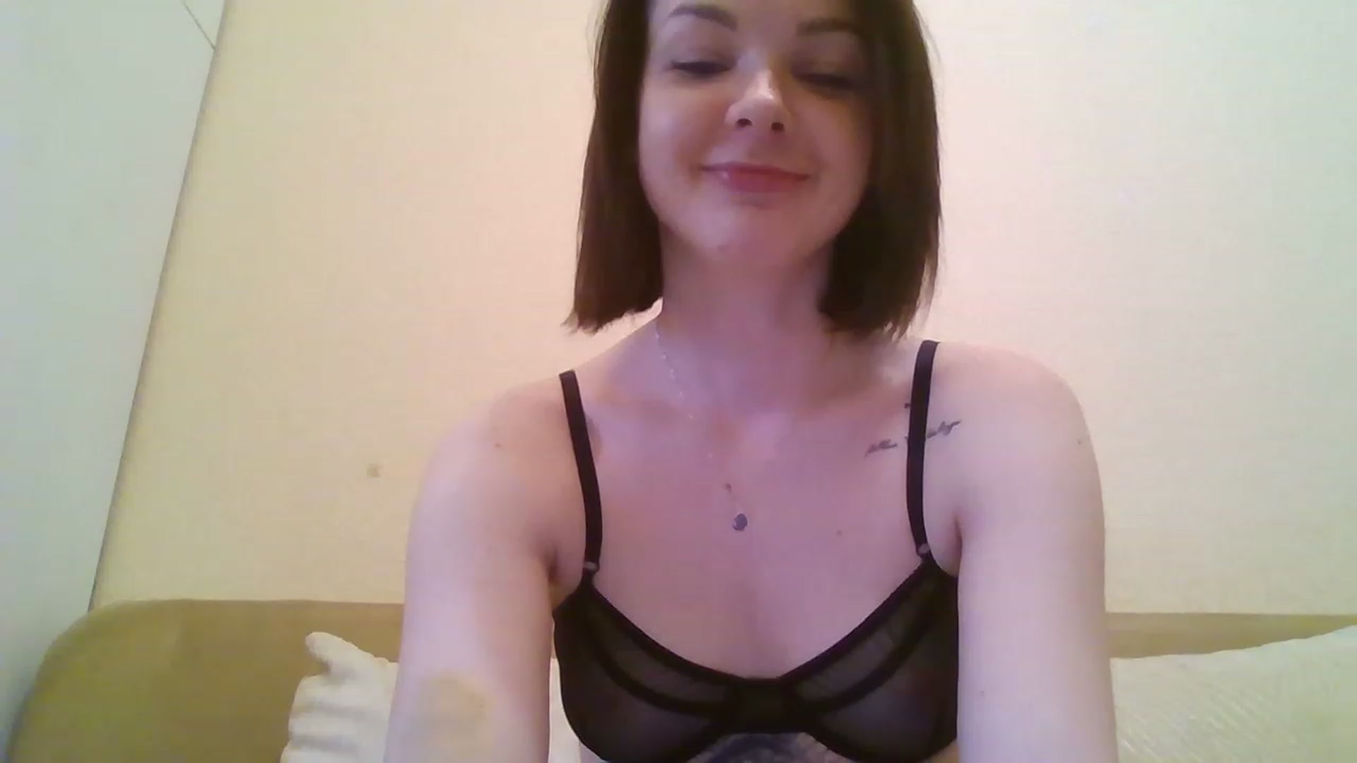 Gallery image thumbnail from RoxieSinner's myfreecams stream on, 02/16/2023, 10:15 image 20 of 20