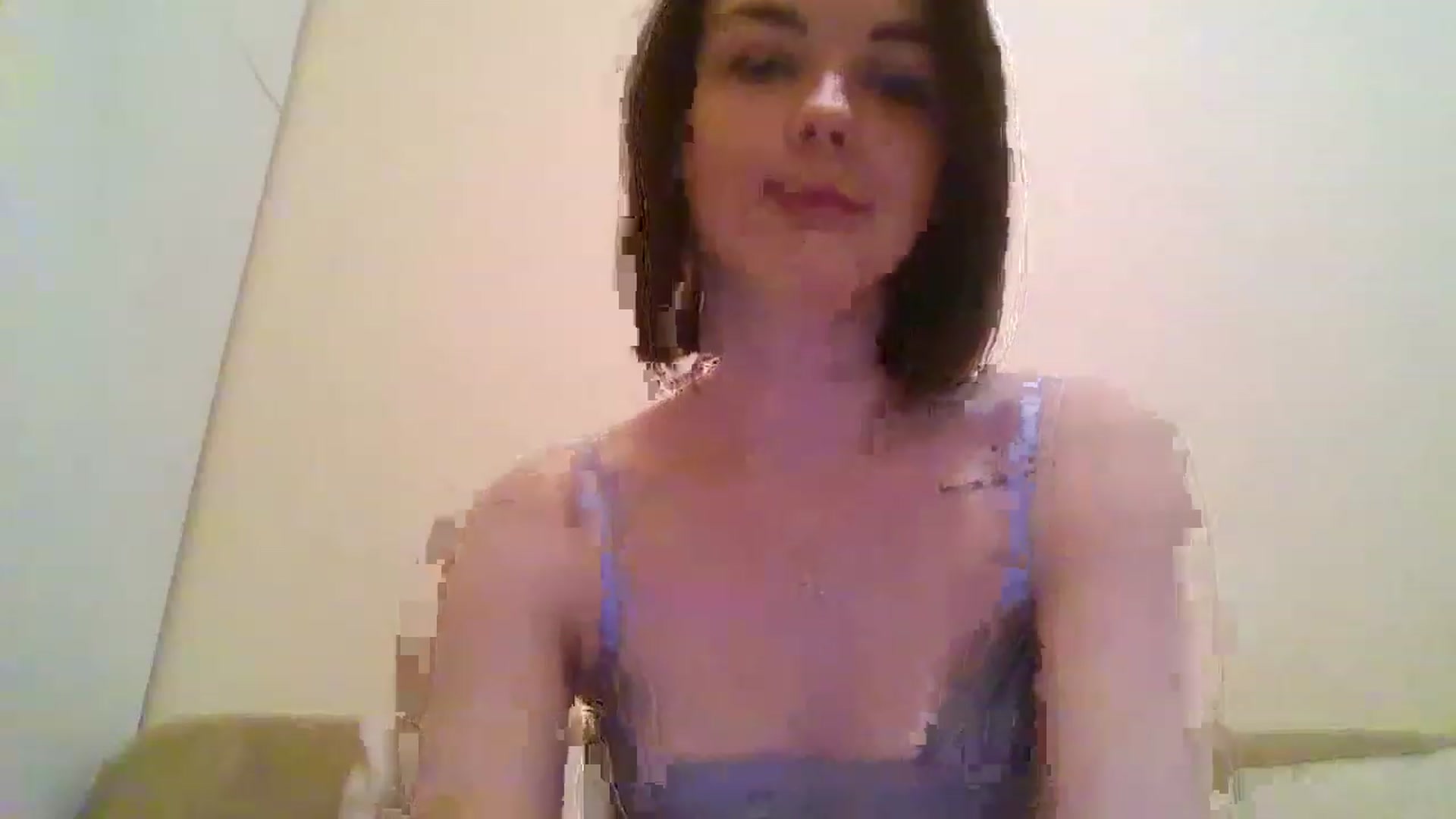 Gallery image thumbnail from RoxieSinner's myfreecams stream on, 02/18/2023, 10:28 image 18 of 20