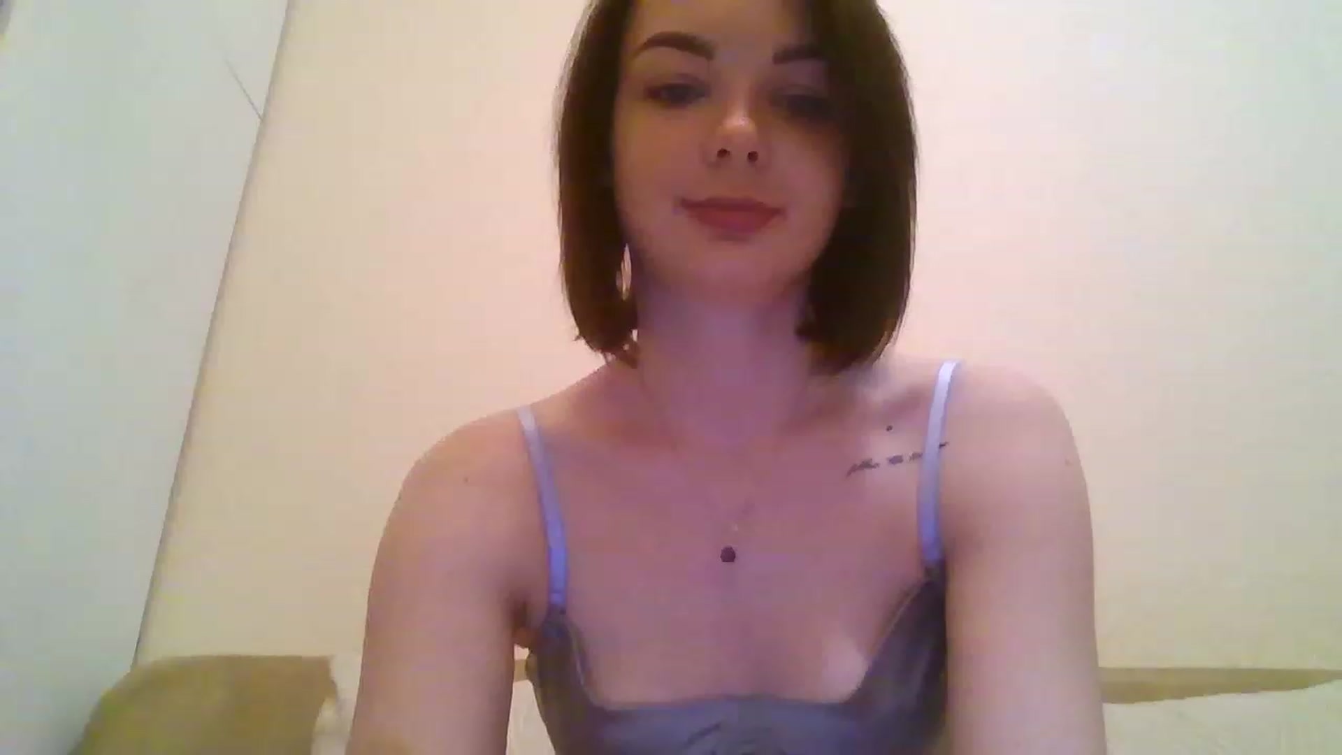 Gallery image thumbnail from RoxieSinner's myfreecams stream on, 02/18/2023, 10:28 image 9 of 20