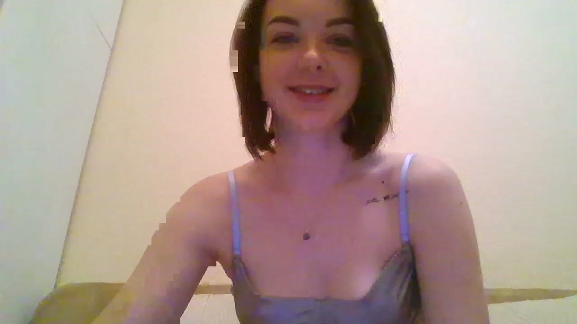 Gallery image thumbnail from RoxieSinner's myfreecams stream on, 02/18/2023, 10:28 image 13 of 20