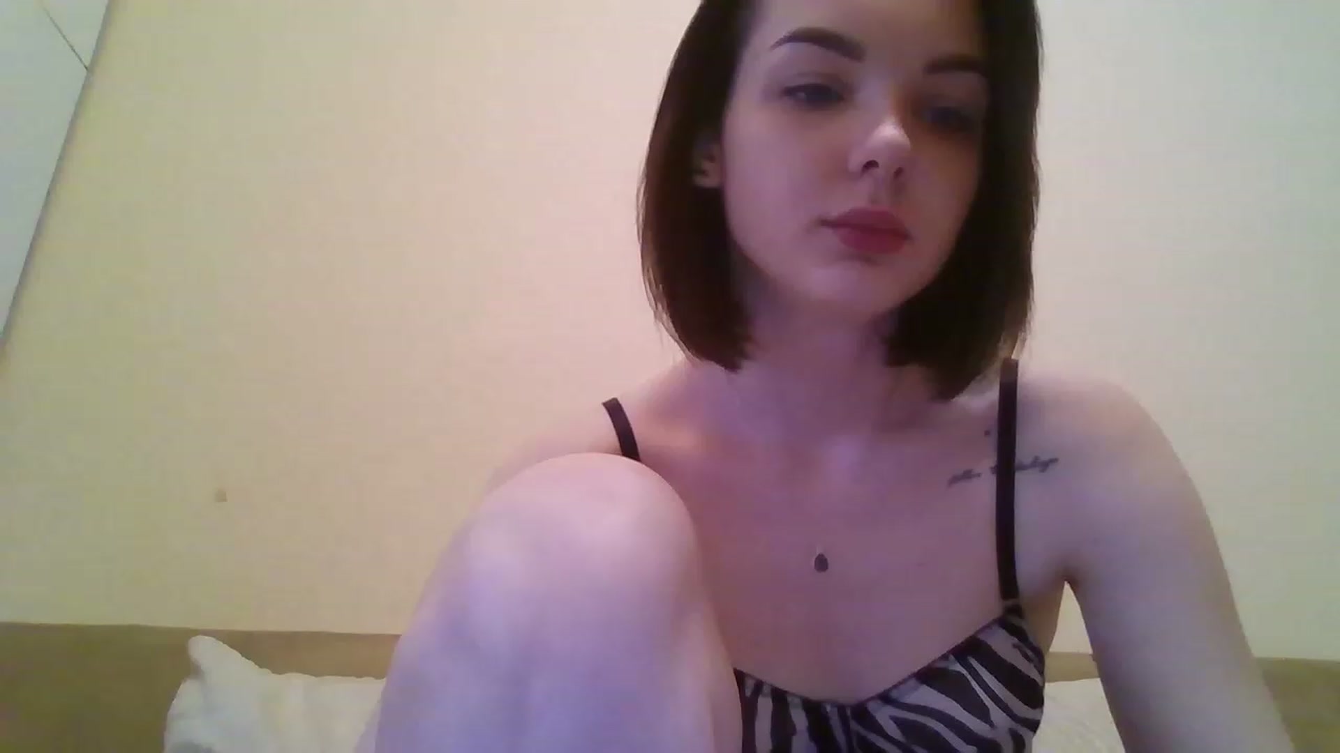 Gallery image thumbnail from RoxieSinner's myfreecams stream on, 02/19/2023, 12:27 image 14 of 20