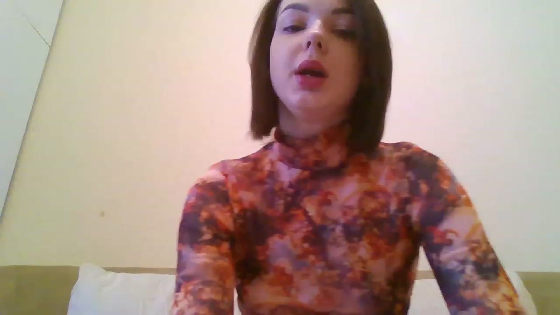 Gallery image thumbnail from RoxieSinner's myfreecams stream on, 02/20/2023, 10:20 image 6 of 20