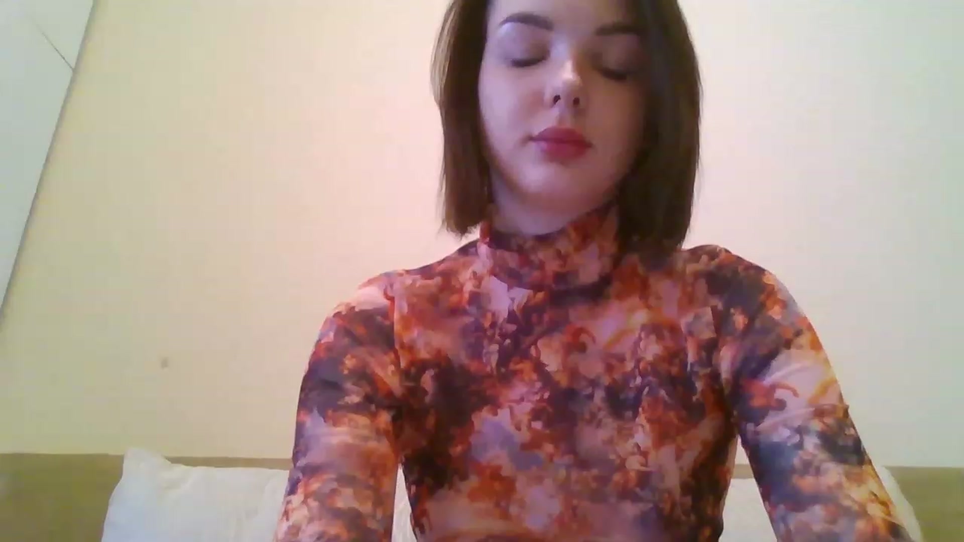 Gallery image thumbnail from RoxieSinner's myfreecams stream on, 02/20/2023, 10:20 image 7 of 20