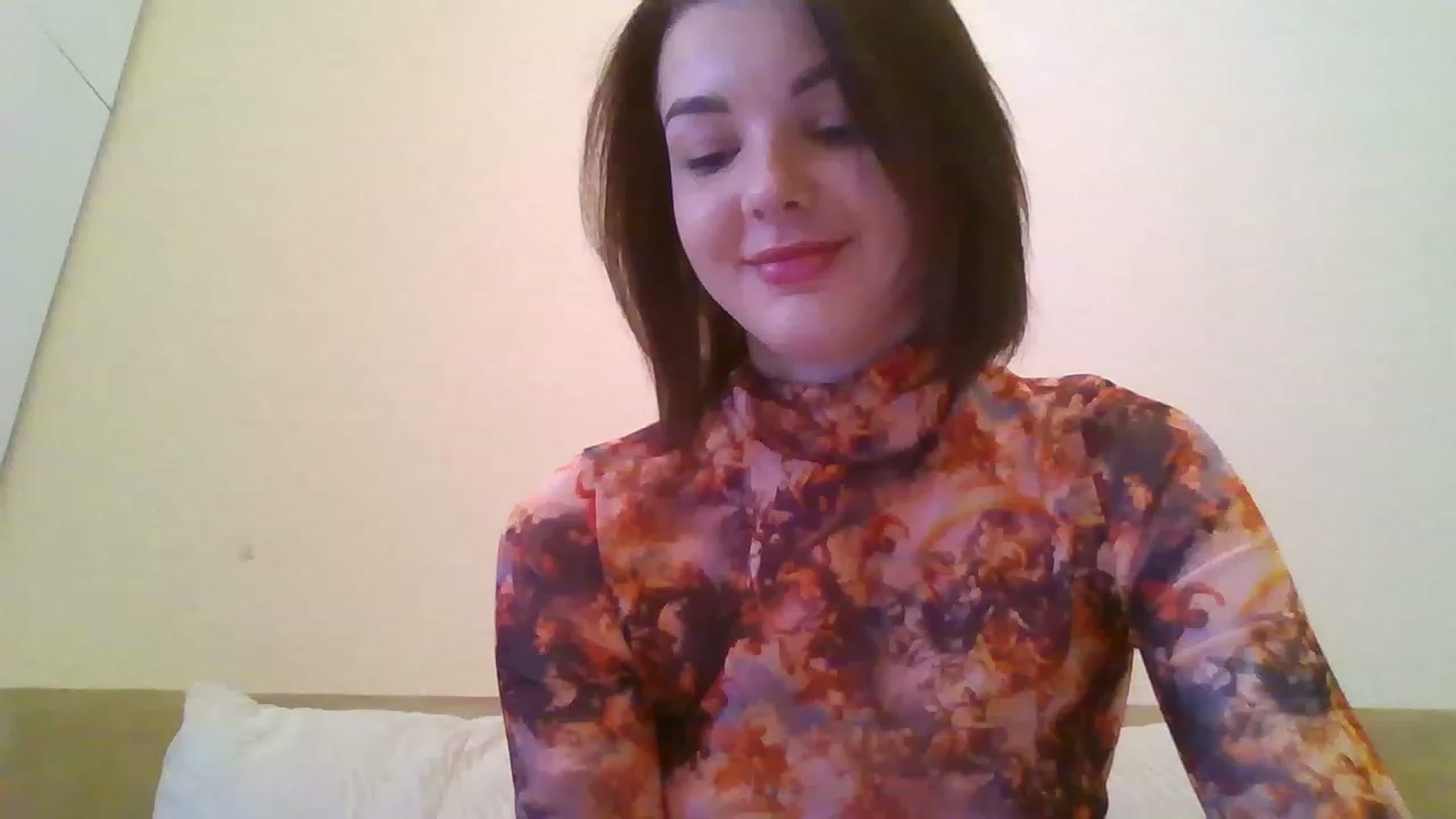 Gallery image thumbnail from RoxieSinner's myfreecams stream on, 02/20/2023, 10:20 image 9 of 20