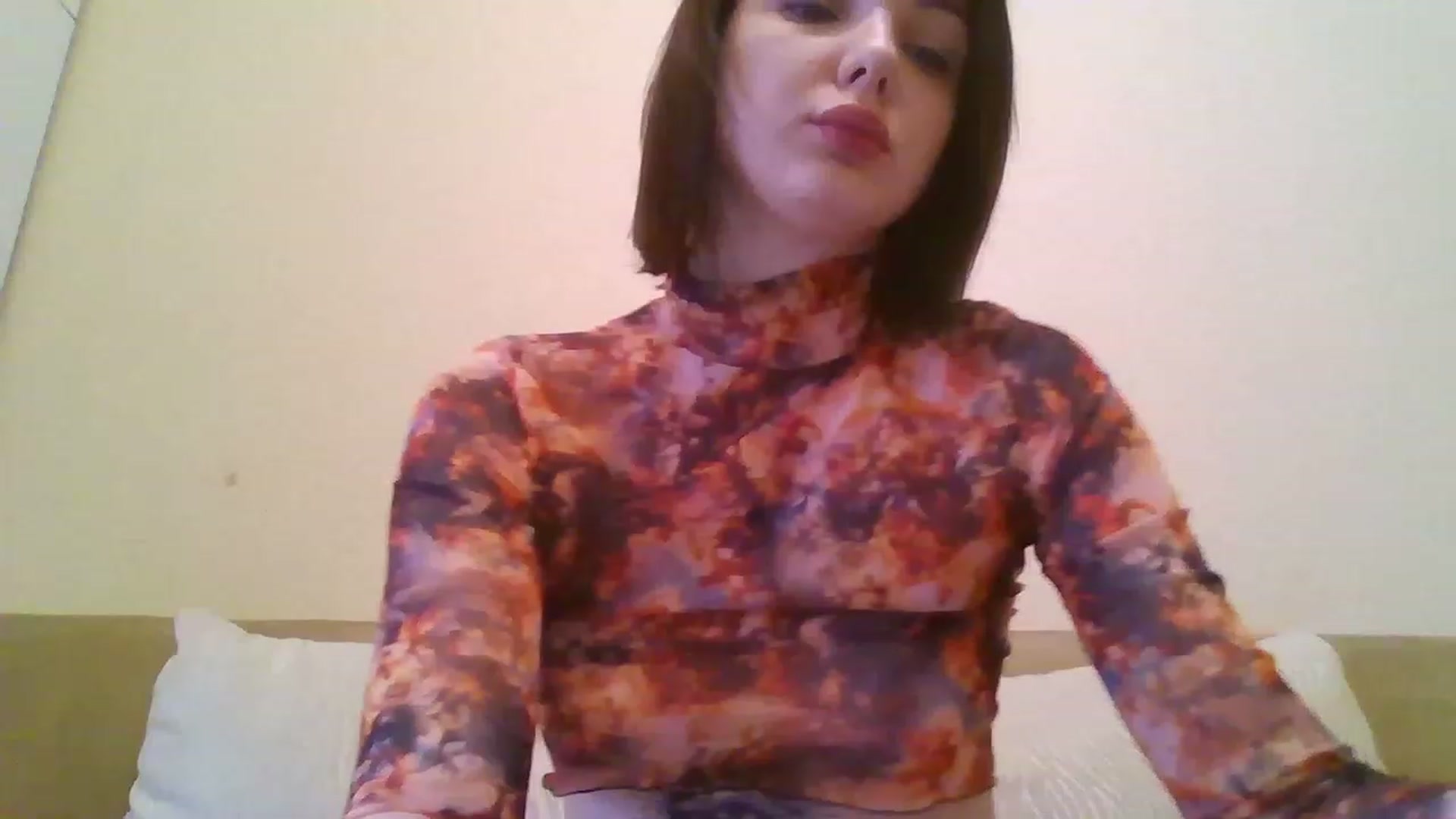 Gallery image thumbnail from RoxieSinner's myfreecams stream on, 02/20/2023, 11:41 image 3 of 20
