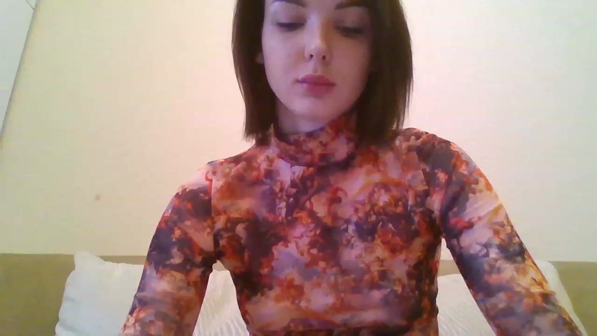 Gallery image thumbnail from RoxieSinner's myfreecams stream on, 02/20/2023, 11:41 image 8 of 20
