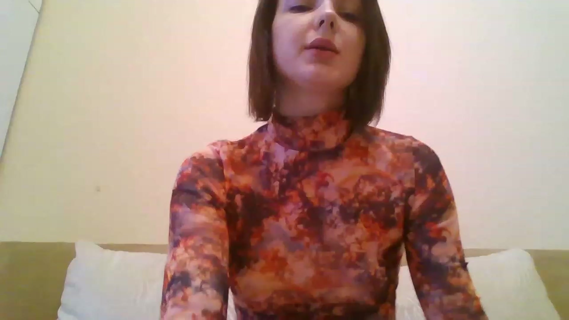 Gallery image thumbnail from RoxieSinner's myfreecams stream on, 02/20/2023, 12:44 image 4 of 20