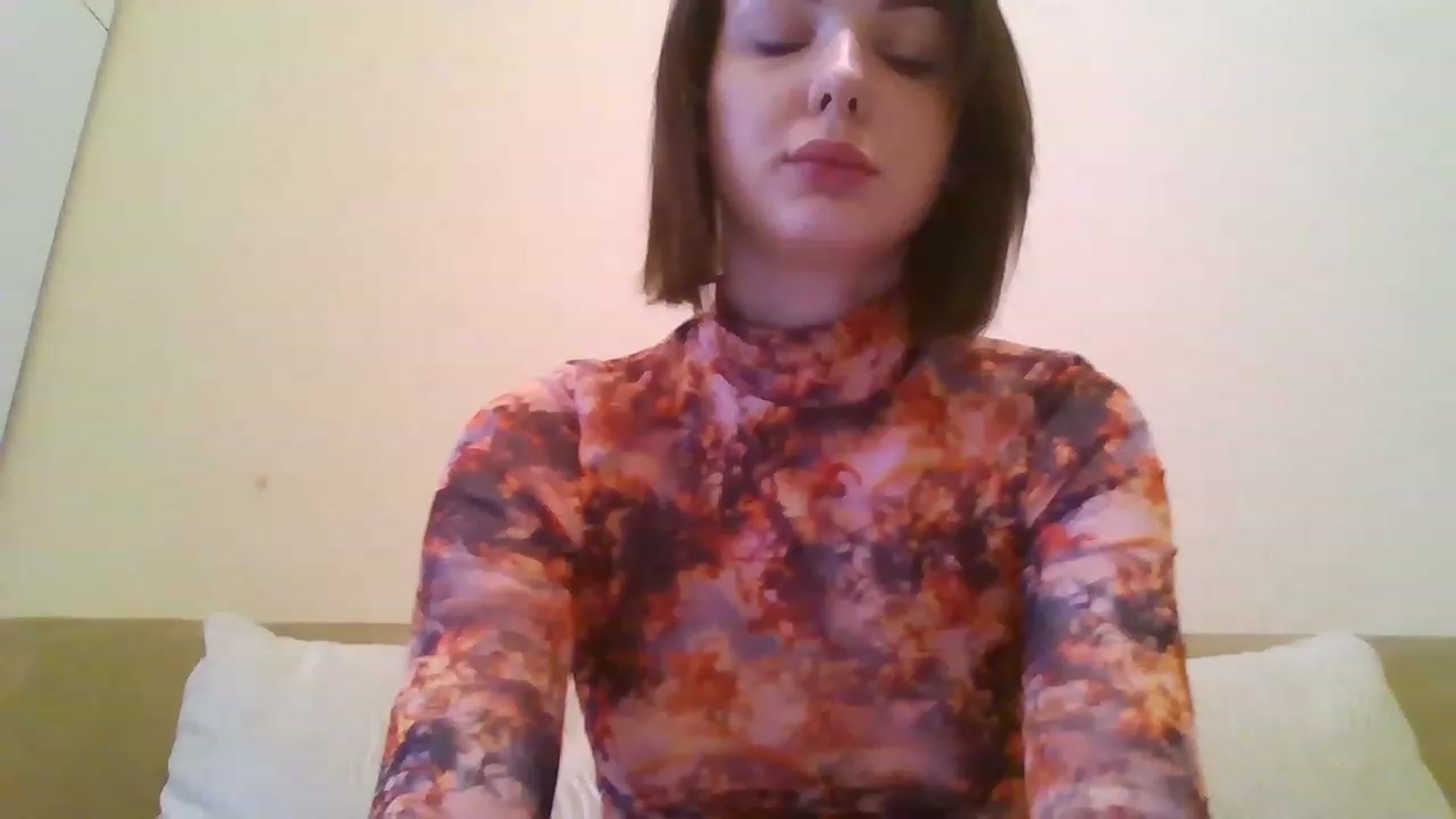 Gallery image thumbnail from RoxieSinner's myfreecams stream on, 02/20/2023, 12:44 image 1 of 20