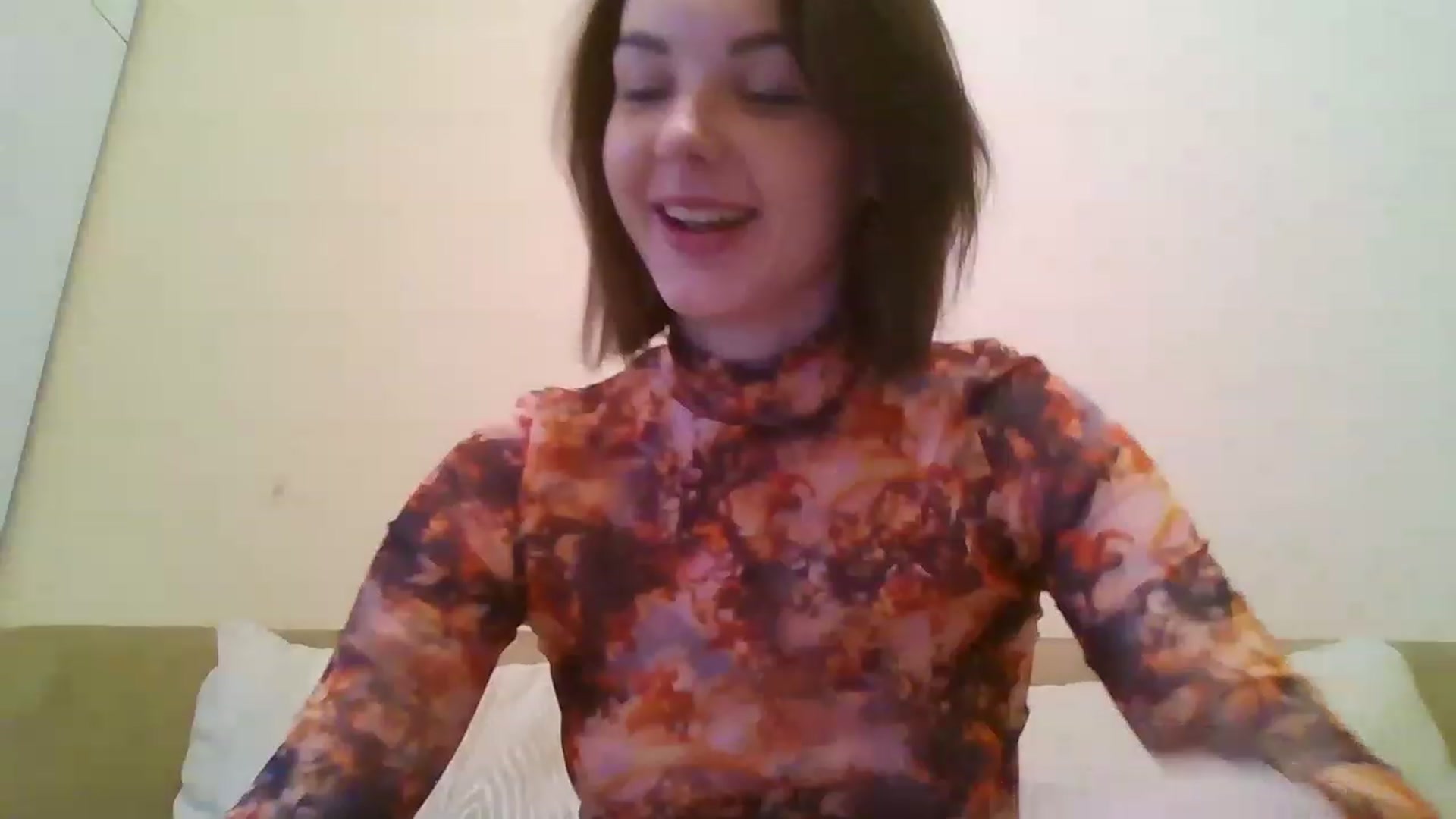 Gallery image thumbnail from RoxieSinner's myfreecams stream on, 02/20/2023, 12:44 image 18 of 20
