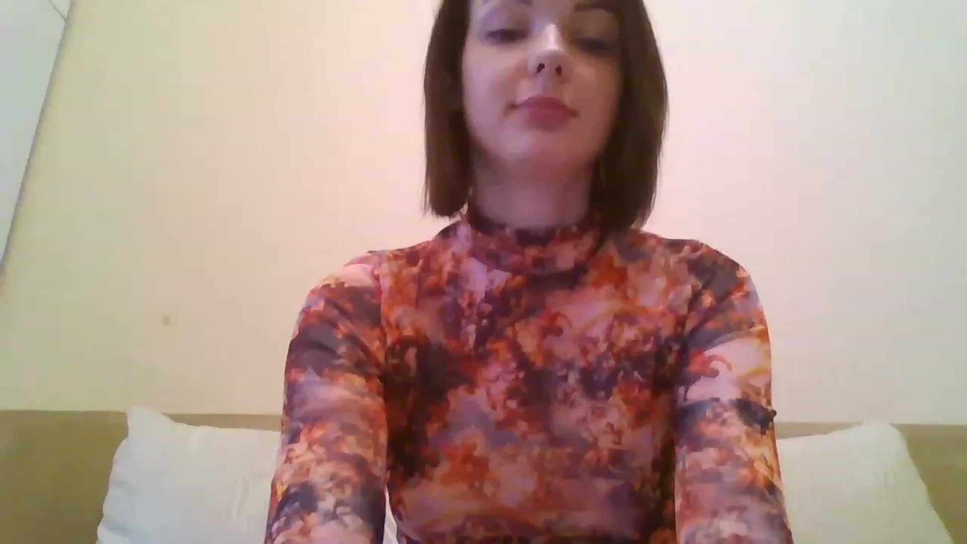 Gallery image thumbnail from RoxieSinner's myfreecams stream on, 02/20/2023, 12:44 image 9 of 20