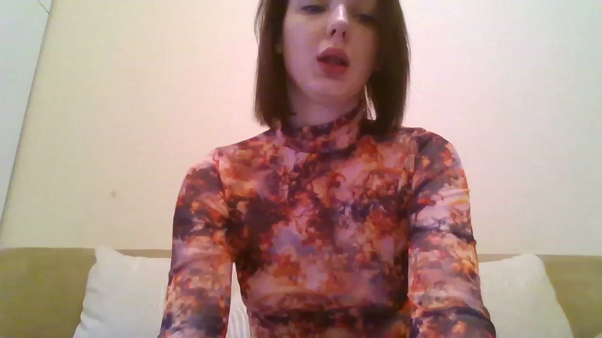 Gallery image thumbnail from RoxieSinner's myfreecams stream on, 02/20/2023, 13:40 image 1 of 20