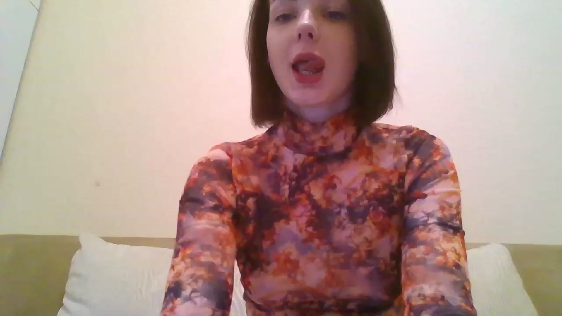 Gallery image thumbnail from RoxieSinner's myfreecams stream on, 02/20/2023, 13:40 image 18 of 20