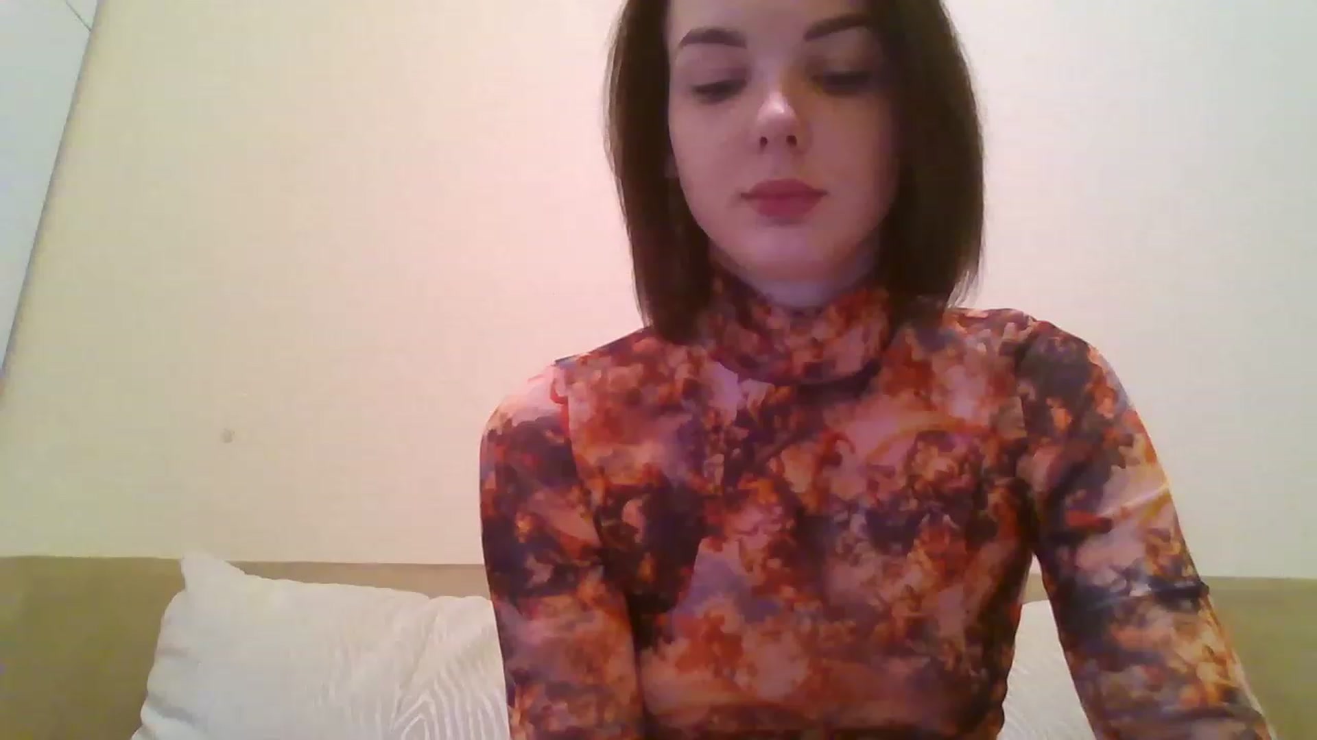 Gallery image thumbnail from RoxieSinner's myfreecams stream on, 02/20/2023, 13:40 image 16 of 20