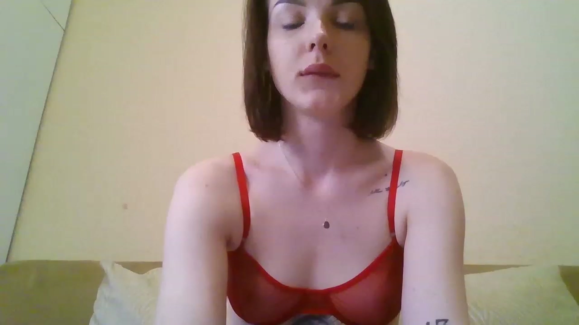 Gallery image thumbnail from RoxieSinner's myfreecams stream on, 02/22/2023, 12:52 image 4 of 20
