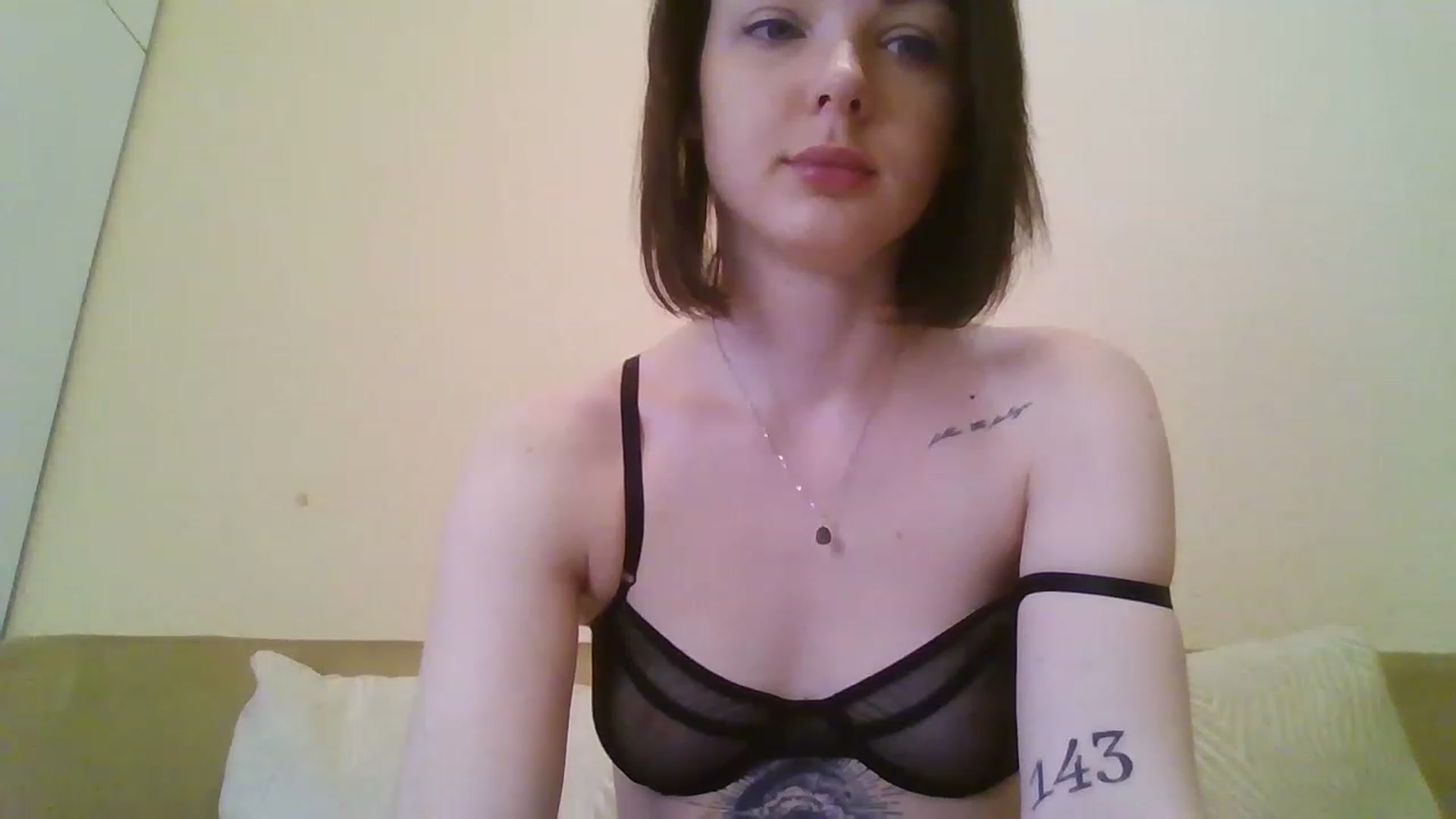 Gallery image thumbnail from RoxieSinner's myfreecams stream on, 02/24/2023, 10:20 image 16 of 20