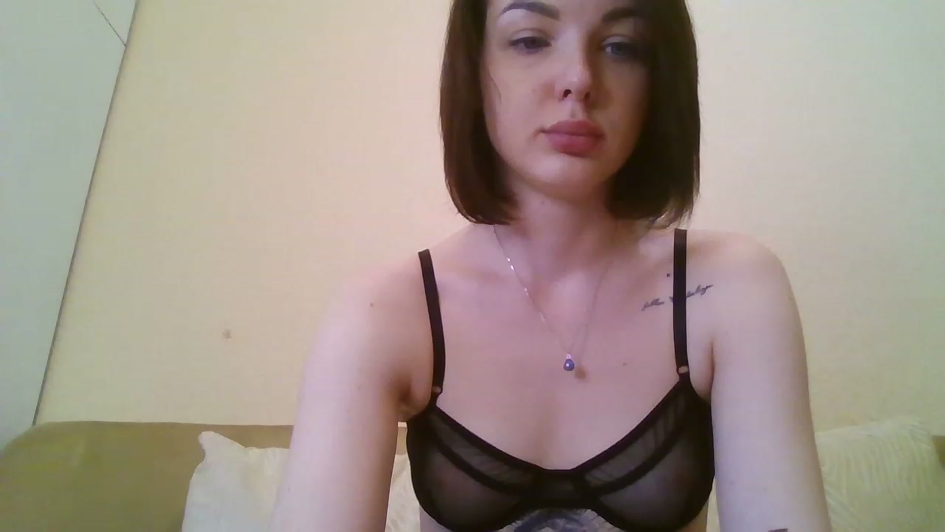 Gallery image thumbnail from RoxieSinner's myfreecams stream on, 02/24/2023, 12:22 image 3 of 20