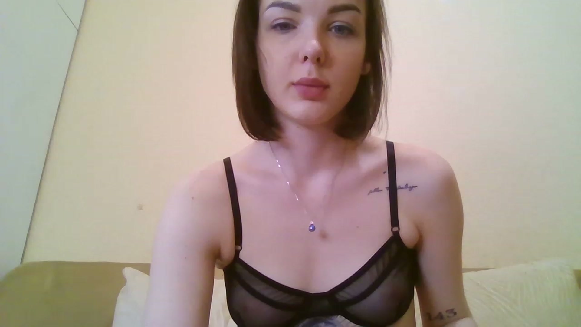 Gallery image thumbnail from RoxieSinner's myfreecams stream on, 02/24/2023, 12:22 image 5 of 20